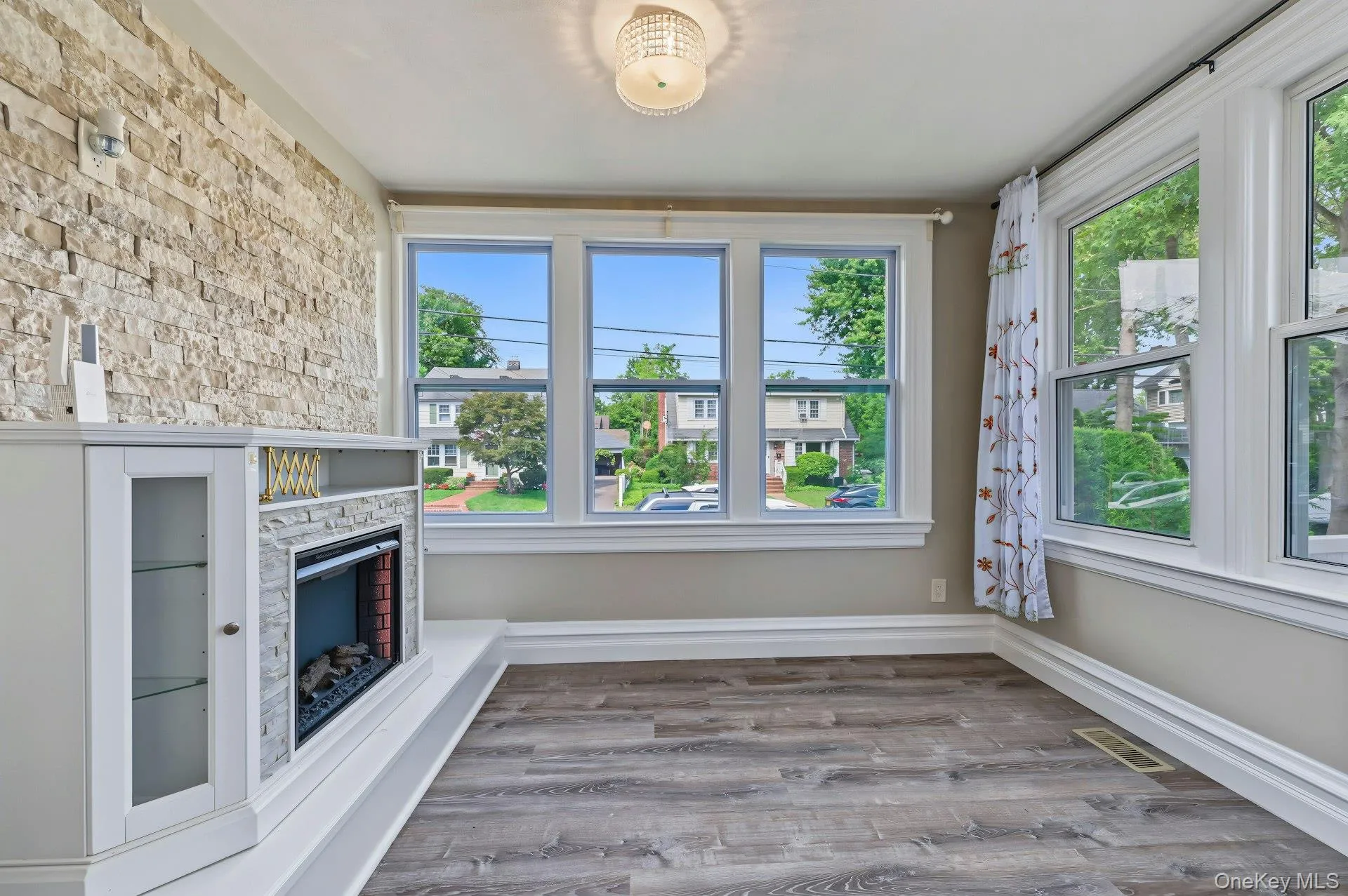 258 Liberty Avenue, Hempstead, NY, 4 Bedrooms Bedrooms, 7 Rooms Rooms,1 BathroomBathrooms,Residential,For Rent,Liberty,0,1054123 258 Liberty Avenue, Hempstead, NY, 4 Bedrooms Bedrooms, 7 Rooms Rooms,1 BathroomBathrooms,Residential,For Rent,Liberty,0,1054123