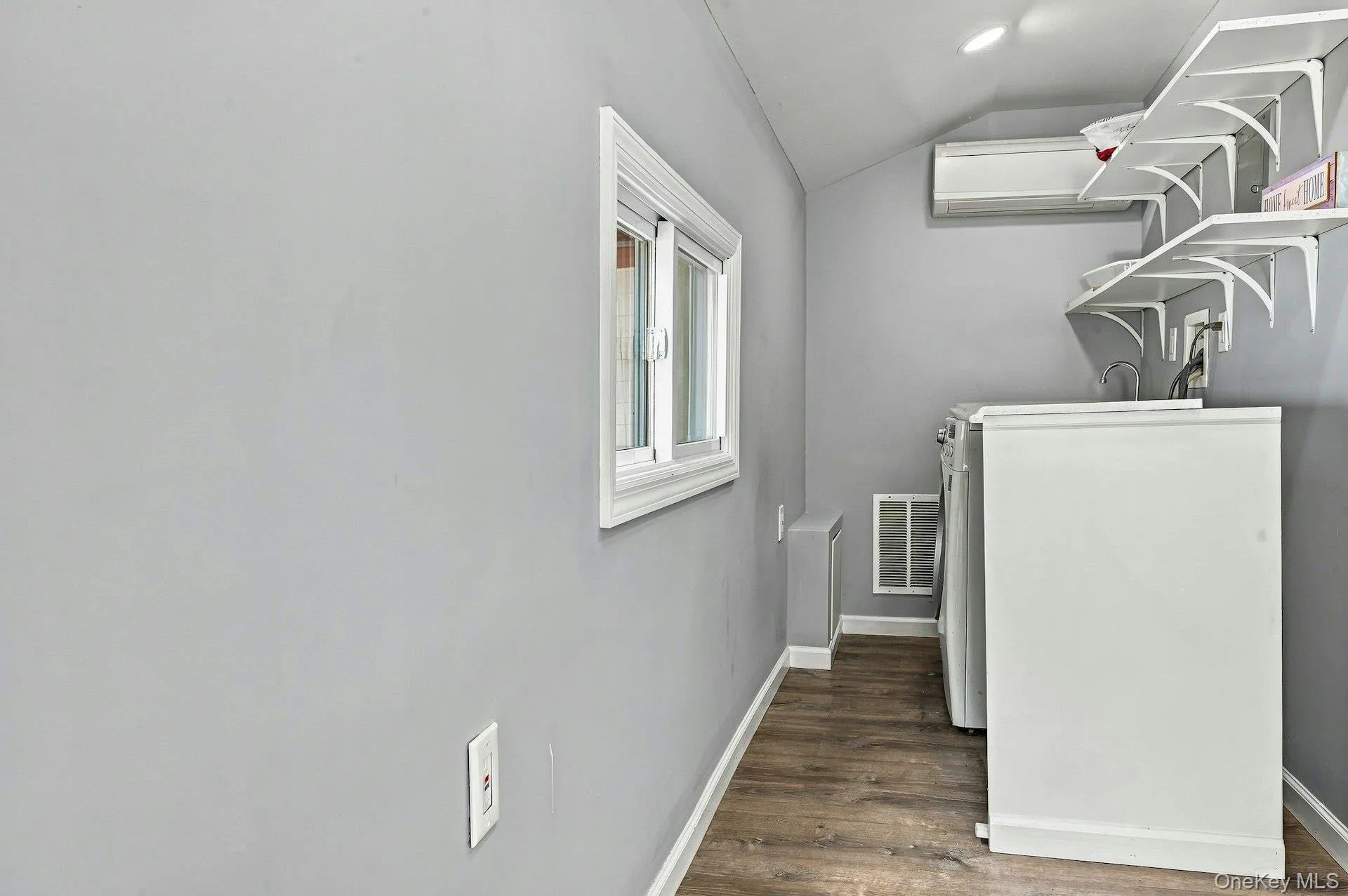 258 Liberty Avenue, Hempstead, NY, 4 Bedrooms Bedrooms, 7 Rooms Rooms,1 BathroomBathrooms,Residential,For Rent,Liberty,0,1054123 258 Liberty Avenue, Hempstead, NY, 4 Bedrooms Bedrooms, 7 Rooms Rooms,1 BathroomBathrooms,Residential,For Rent,Liberty,0,1054123