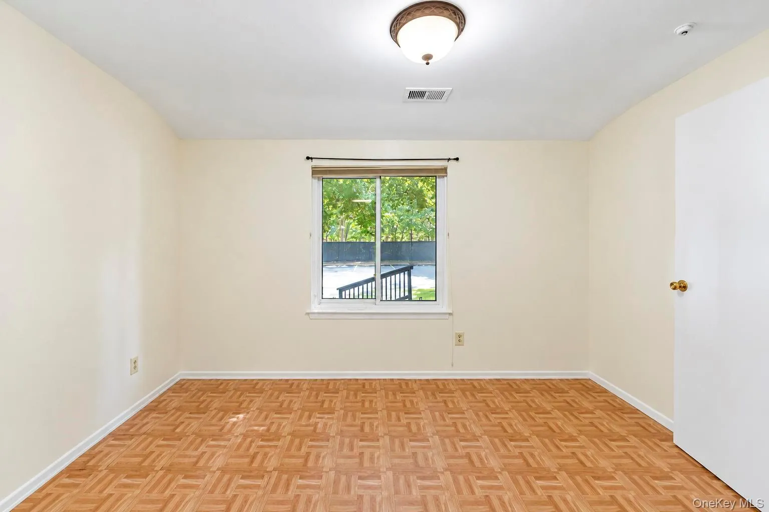 167 Cambridge Drive, Brookhaven, NY, 1 Bedroom Bedrooms, 4 Rooms Rooms,1 BathroomBathrooms,Residential Lease,For Rent,Cambridge,0,1054128 167 Cambridge Drive, Brookhaven, NY, 1 Bedroom Bedrooms, 4 Rooms Rooms,1 BathroomBathrooms,Residential Lease,For Rent,Cambridge,0,1054128