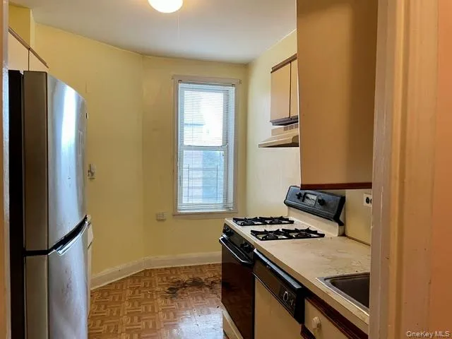 43-10 48 Avenue, New York, NY, 2 Bedrooms Bedrooms, 4 Rooms Rooms,1 BathroomBathrooms,Residential,For Rent,48,0,1054137 43-10 48 Avenue, New York, NY, 2 Bedrooms Bedrooms, 4 Rooms Rooms,1 BathroomBathrooms,Residential,For Rent,48,0,1054137