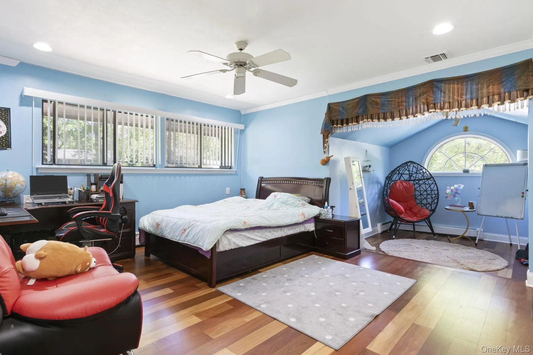 26 Candlewood Path, Huntington, NY, 5 Bedrooms Bedrooms, 14 Rooms Rooms,4 BathroomsBathrooms,Residential,For Rent,Candlewood,0,1054141 26 Candlewood Path, Huntington, NY, 5 Bedrooms Bedrooms, 14 Rooms Rooms,4 BathroomsBathrooms,Residential,For Rent,Candlewood,0,1054141