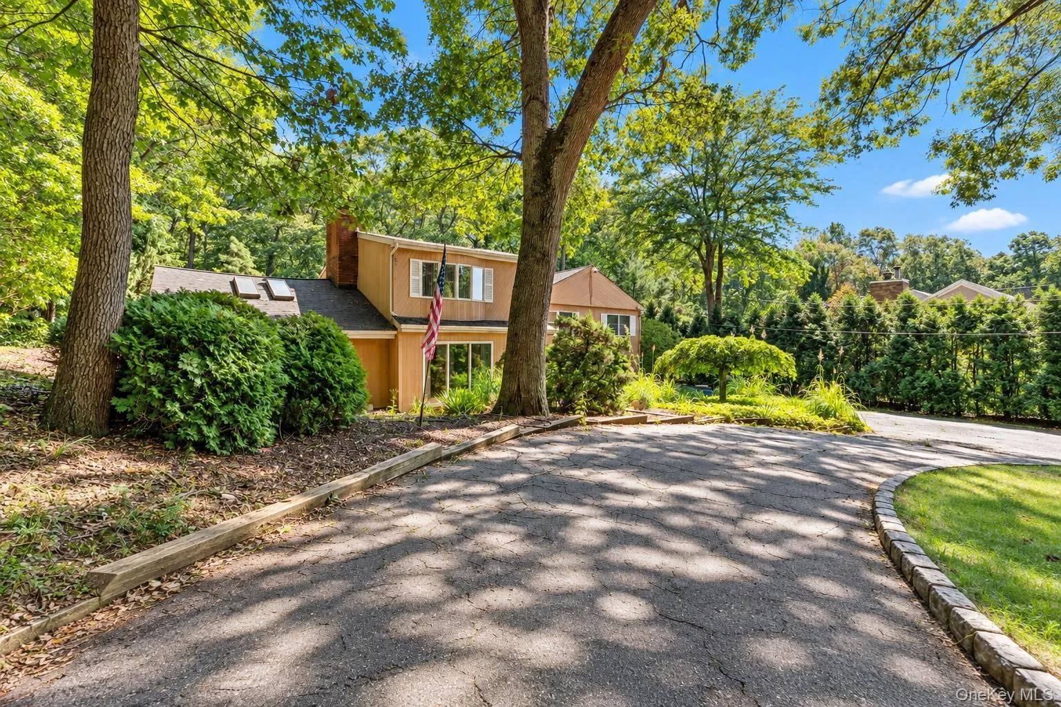 80 Alpine Way, Huntington, NY, 5 Bedrooms Bedrooms, 11 Rooms Rooms,4 BathroomsBathrooms,Residential,For Rent,Alpine,0,1054142 80 Alpine Way, Huntington, NY, 5 Bedrooms Bedrooms, 11 Rooms Rooms,4 BathroomsBathrooms,Residential,For Rent,Alpine,0,1054142