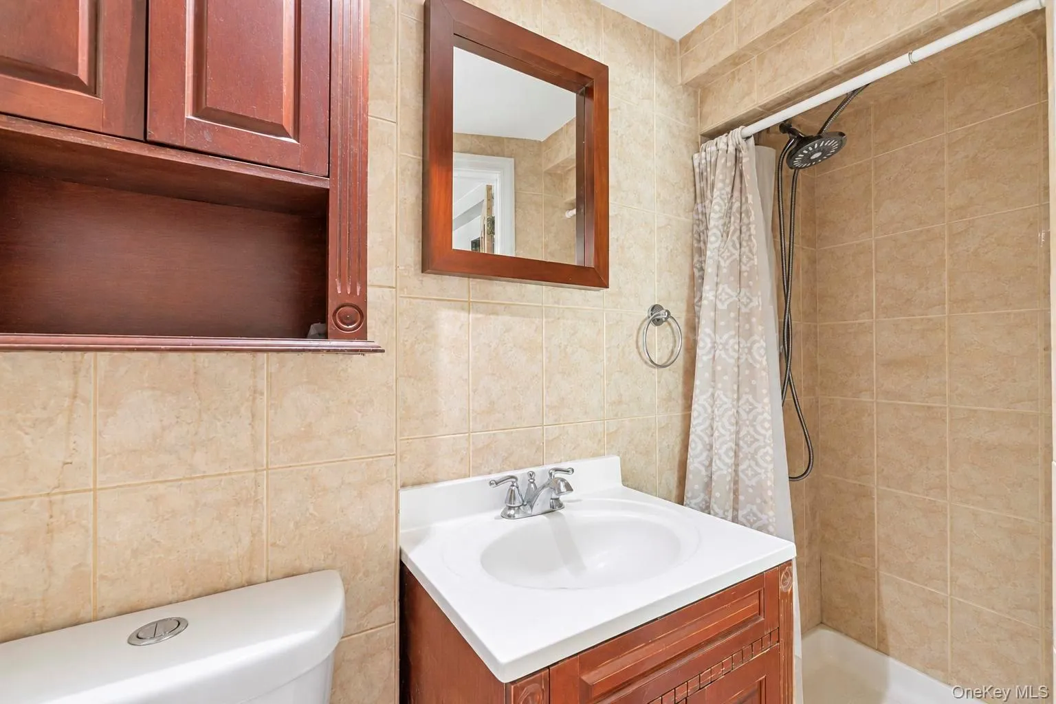 80 Alpine Way, Huntington, NY, 5 Bedrooms Bedrooms, 11 Rooms Rooms,4 BathroomsBathrooms,Residential,For Rent,Alpine,0,1054142 80 Alpine Way, Huntington, NY, 5 Bedrooms Bedrooms, 11 Rooms Rooms,4 BathroomsBathrooms,Residential,For Rent,Alpine,0,1054142