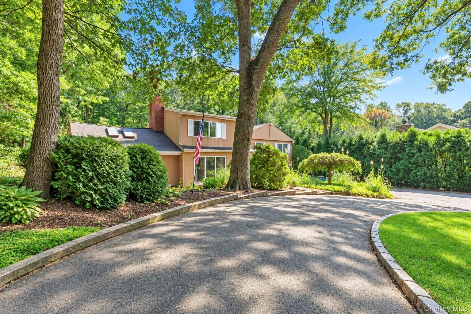 80 Alpine Way, Huntington, NY, 5 Bedrooms Bedrooms, 11 Rooms Rooms,4 BathroomsBathrooms,Residential,For Rent,Alpine,0,1054142 80 Alpine Way, Huntington, NY, 5 Bedrooms Bedrooms, 11 Rooms Rooms,4 BathroomsBathrooms,Residential,For Rent,Alpine,0,1054142