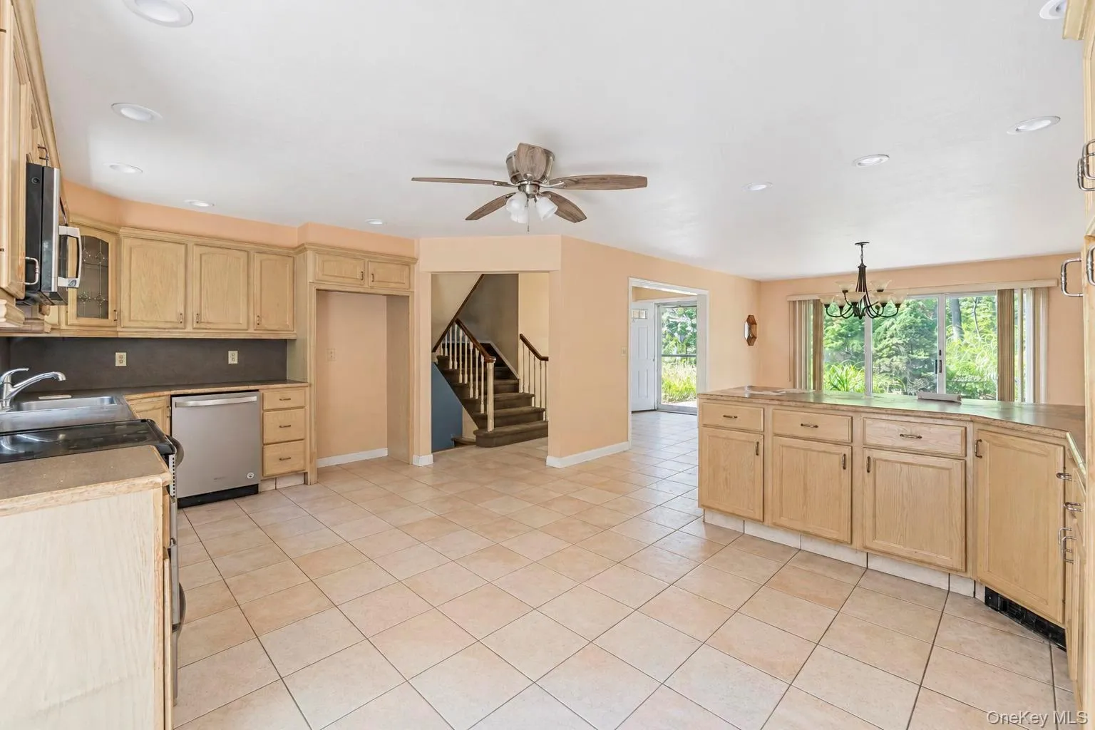 80 Alpine Way, Huntington, NY, 5 Bedrooms Bedrooms, 11 Rooms Rooms,4 BathroomsBathrooms,Residential,For Rent,Alpine,0,1054142 80 Alpine Way, Huntington, NY, 5 Bedrooms Bedrooms, 11 Rooms Rooms,4 BathroomsBathrooms,Residential,For Rent,Alpine,0,1054142