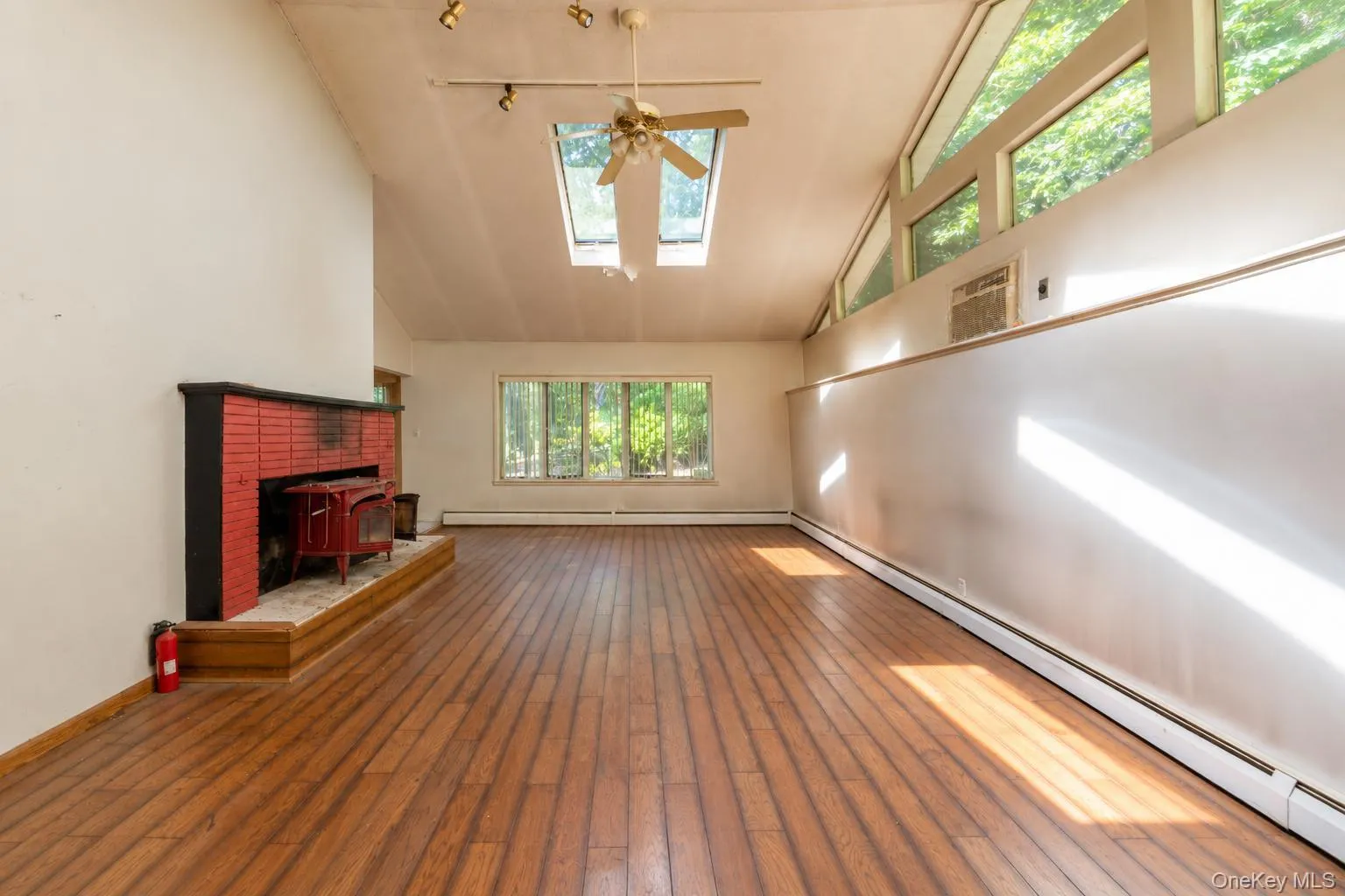 80 Alpine Way, Huntington, NY, 5 Bedrooms Bedrooms, 11 Rooms Rooms,4 BathroomsBathrooms,Residential,For Rent,Alpine,0,1054142 80 Alpine Way, Huntington, NY, 5 Bedrooms Bedrooms, 11 Rooms Rooms,4 BathroomsBathrooms,Residential,For Rent,Alpine,0,1054142