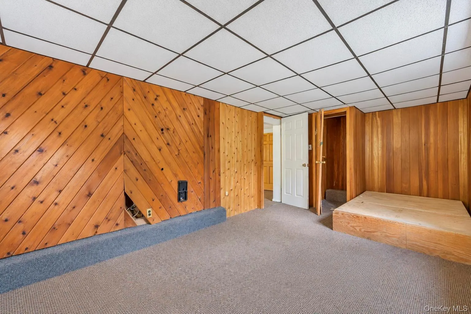 80 Alpine Way, Huntington, NY, 5 Bedrooms Bedrooms, 11 Rooms Rooms,4 BathroomsBathrooms,Residential,For Rent,Alpine,0,1054142 80 Alpine Way, Huntington, NY, 5 Bedrooms Bedrooms, 11 Rooms Rooms,4 BathroomsBathrooms,Residential,For Rent,Alpine,0,1054142