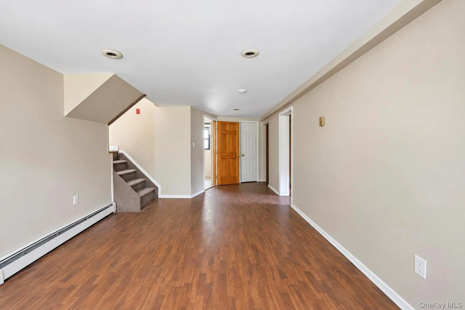80 Alpine Way, Huntington, NY, 5 Bedrooms Bedrooms, 11 Rooms Rooms,4 BathroomsBathrooms,Residential,For Rent,Alpine,0,1054142 80 Alpine Way, Huntington, NY, 5 Bedrooms Bedrooms, 11 Rooms Rooms,4 BathroomsBathrooms,Residential,For Rent,Alpine,0,1054142