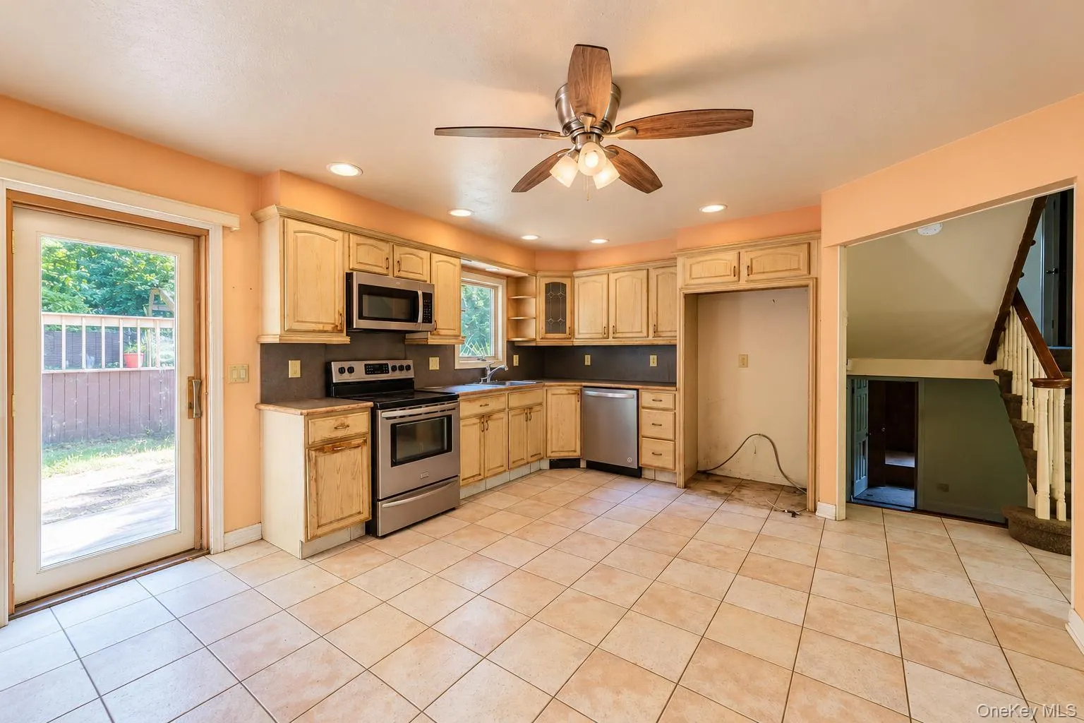 80 Alpine Way, Huntington, NY, 5 Bedrooms Bedrooms, 11 Rooms Rooms,4 BathroomsBathrooms,Residential,For Rent,Alpine,0,1054142 80 Alpine Way, Huntington, NY, 5 Bedrooms Bedrooms, 11 Rooms Rooms,4 BathroomsBathrooms,Residential,For Rent,Alpine,0,1054142
