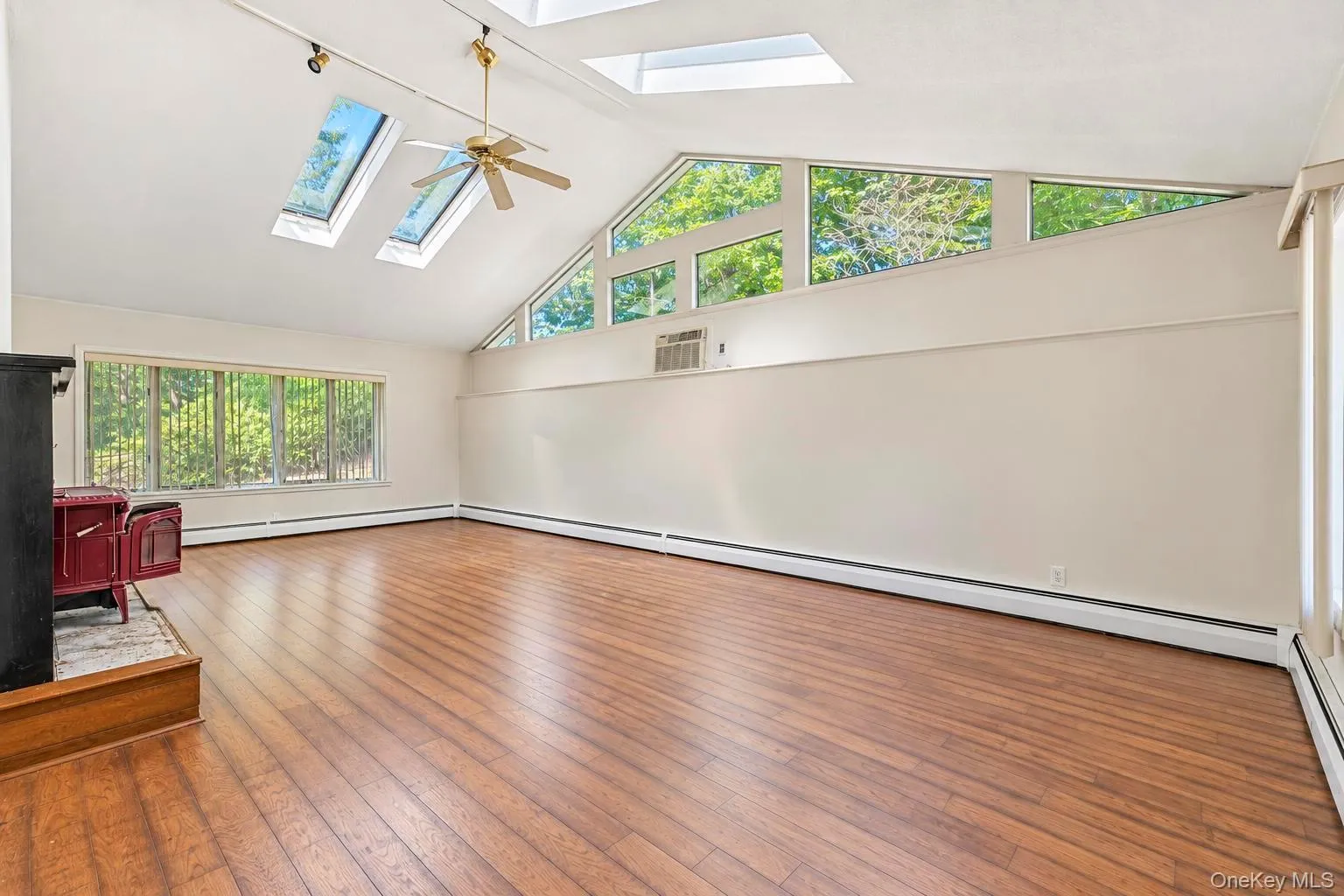 80 Alpine Way, Huntington, NY, 5 Bedrooms Bedrooms, 11 Rooms Rooms,4 BathroomsBathrooms,Residential,For Rent,Alpine,0,1054142 80 Alpine Way, Huntington, NY, 5 Bedrooms Bedrooms, 11 Rooms Rooms,4 BathroomsBathrooms,Residential,For Rent,Alpine,0,1054142