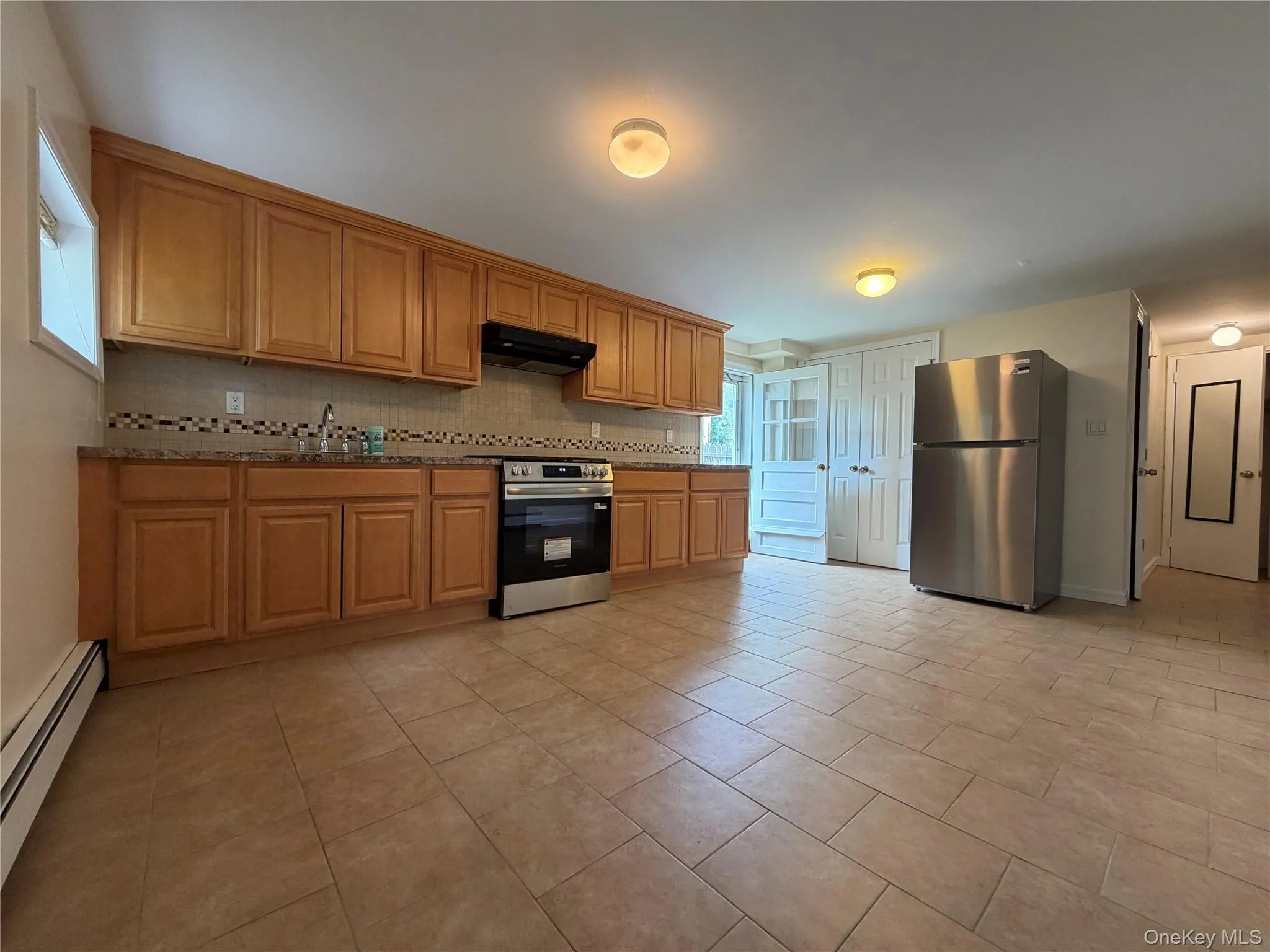 624 Beech Street, Long Beach, NY, 2 Bedrooms Bedrooms, 5 Rooms Rooms,1 BathroomBathrooms,Residential Lease,For Rent,Beech,0,1054144 624 Beech Street, Long Beach, NY, 2 Bedrooms Bedrooms, 5 Rooms Rooms,1 BathroomBathrooms,Residential Lease,For Rent,Beech,0,1054144