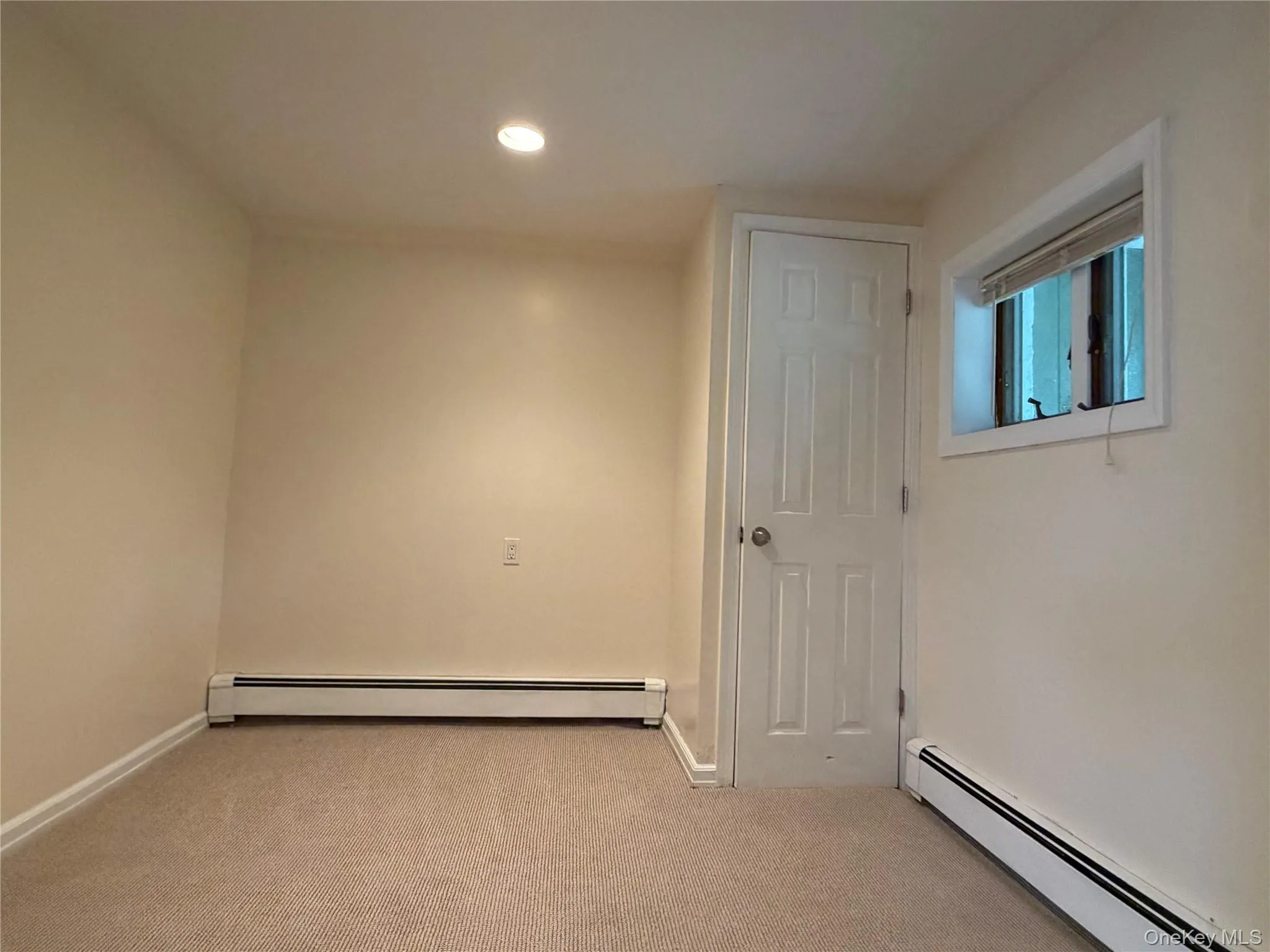 624 Beech Street, Long Beach, NY, 2 Bedrooms Bedrooms, 5 Rooms Rooms,1 BathroomBathrooms,Residential Lease,For Rent,Beech,0,1054144 624 Beech Street, Long Beach, NY, 2 Bedrooms Bedrooms, 5 Rooms Rooms,1 BathroomBathrooms,Residential Lease,For Rent,Beech,0,1054144