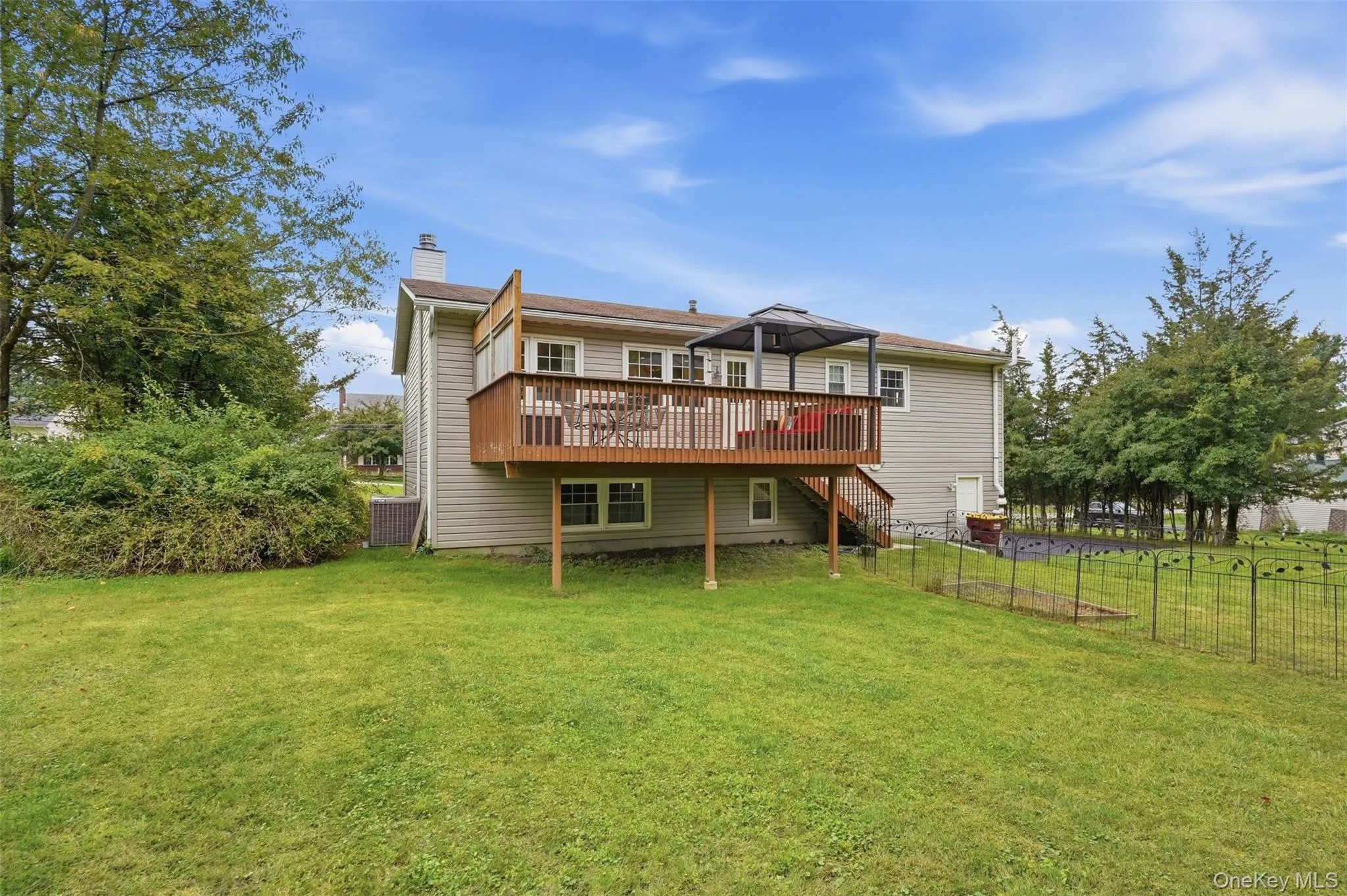 17 High Hill Avenue, Warwick (town), NY, 3 Bedrooms Bedrooms, 8 Rooms Rooms,2 BathroomsBathrooms,Residential,For Rent,High Hill,0,1054146 17 High Hill Avenue, Warwick (town), NY, 3 Bedrooms Bedrooms, 8 Rooms Rooms,2 BathroomsBathrooms,Residential,For Rent,High Hill,0,1054146