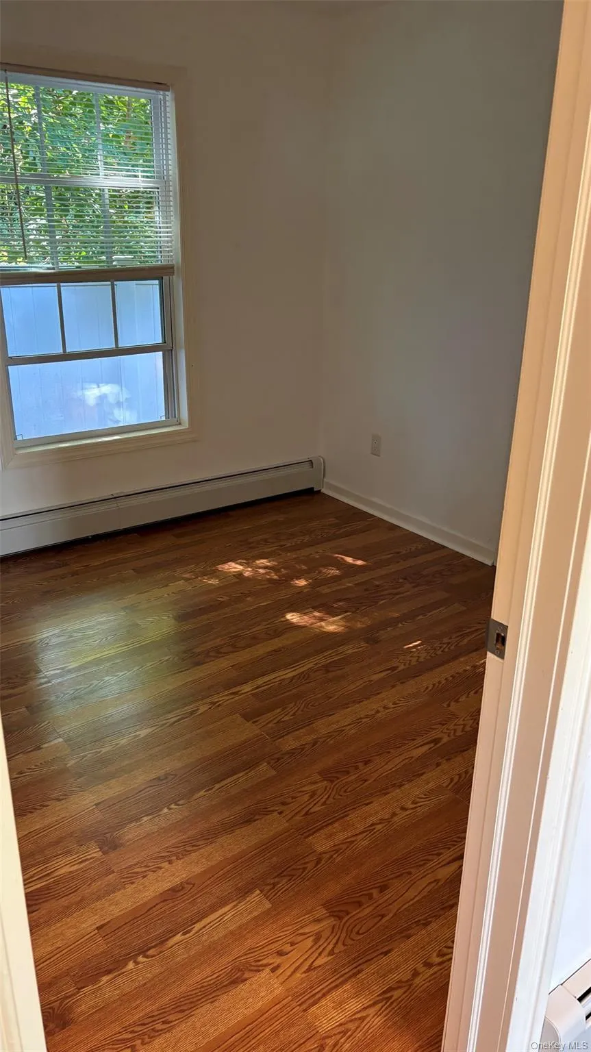 15 Park Avenue, Smithtown, NY, 3 Bedroom Bedrooms, 4 Room Rooms,1 BathroomBathrooms,Residential Lease,For Rent,Park,0,1054147 15 Park Avenue, Smithtown, NY, 3 Bedroom Bedrooms, 4 Room Rooms,1 BathroomBathrooms,Residential Lease,For Rent,Park,0,1054147