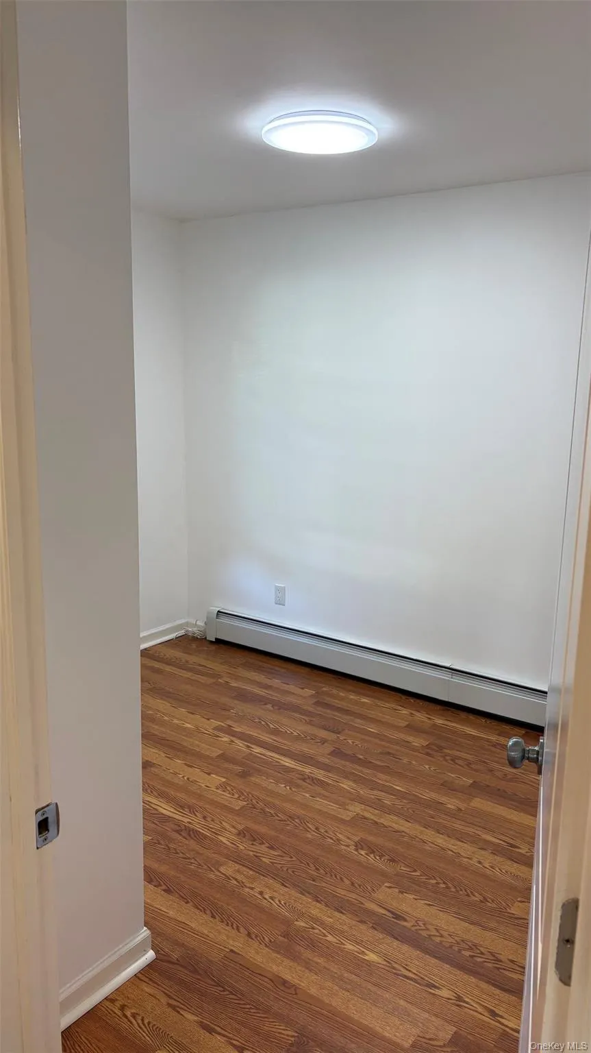 15 Park Avenue, Smithtown, NY, 3 Bedroom Bedrooms, 4 Room Rooms,1 BathroomBathrooms,Residential Lease,For Rent,Park,0,1054147 15 Park Avenue, Smithtown, NY, 3 Bedroom Bedrooms, 4 Room Rooms,1 BathroomBathrooms,Residential Lease,For Rent,Park,0,1054147