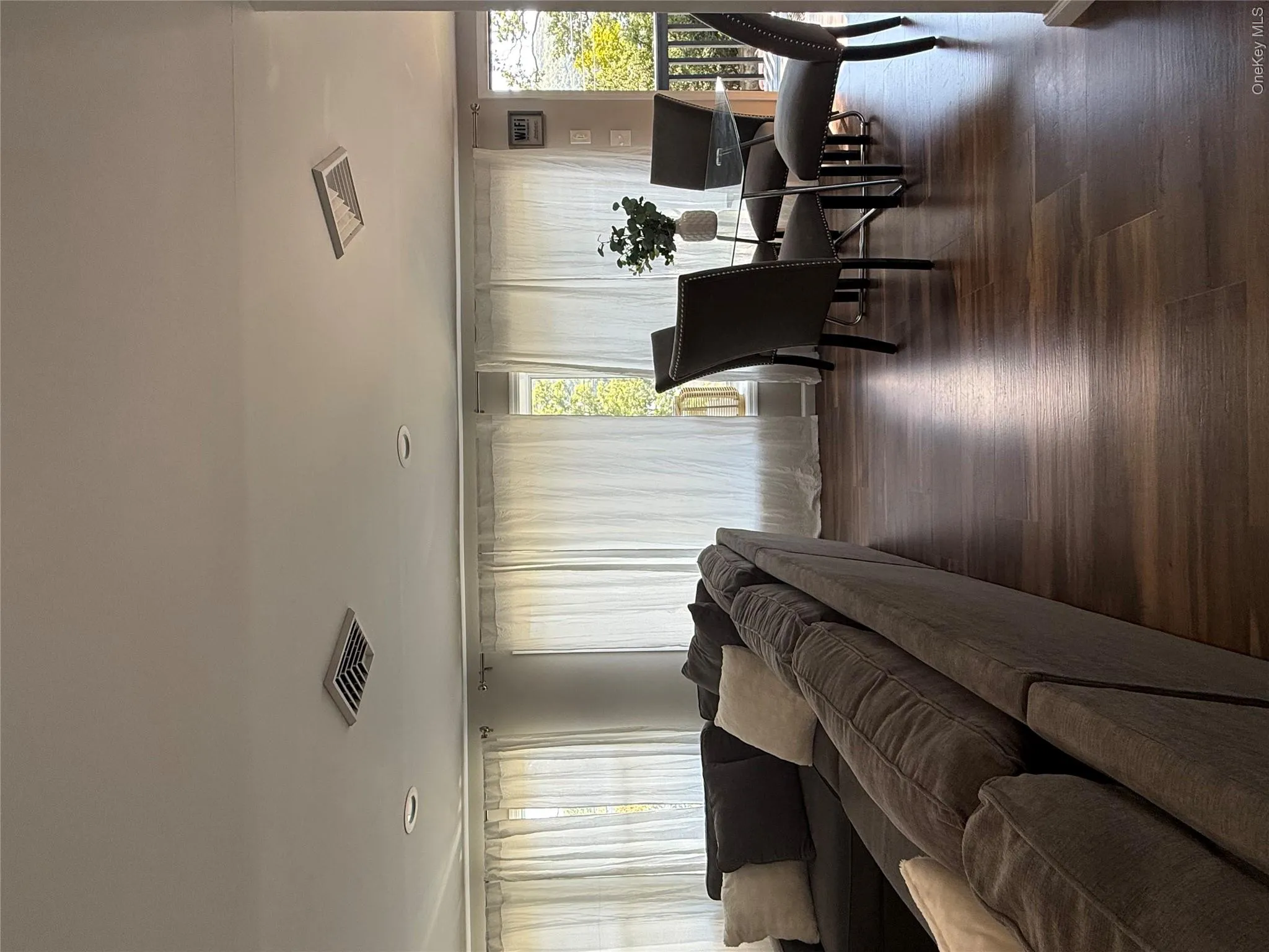 Spacious area and natural light in the living and dining room Spacious area and natural light in the living and dining room
