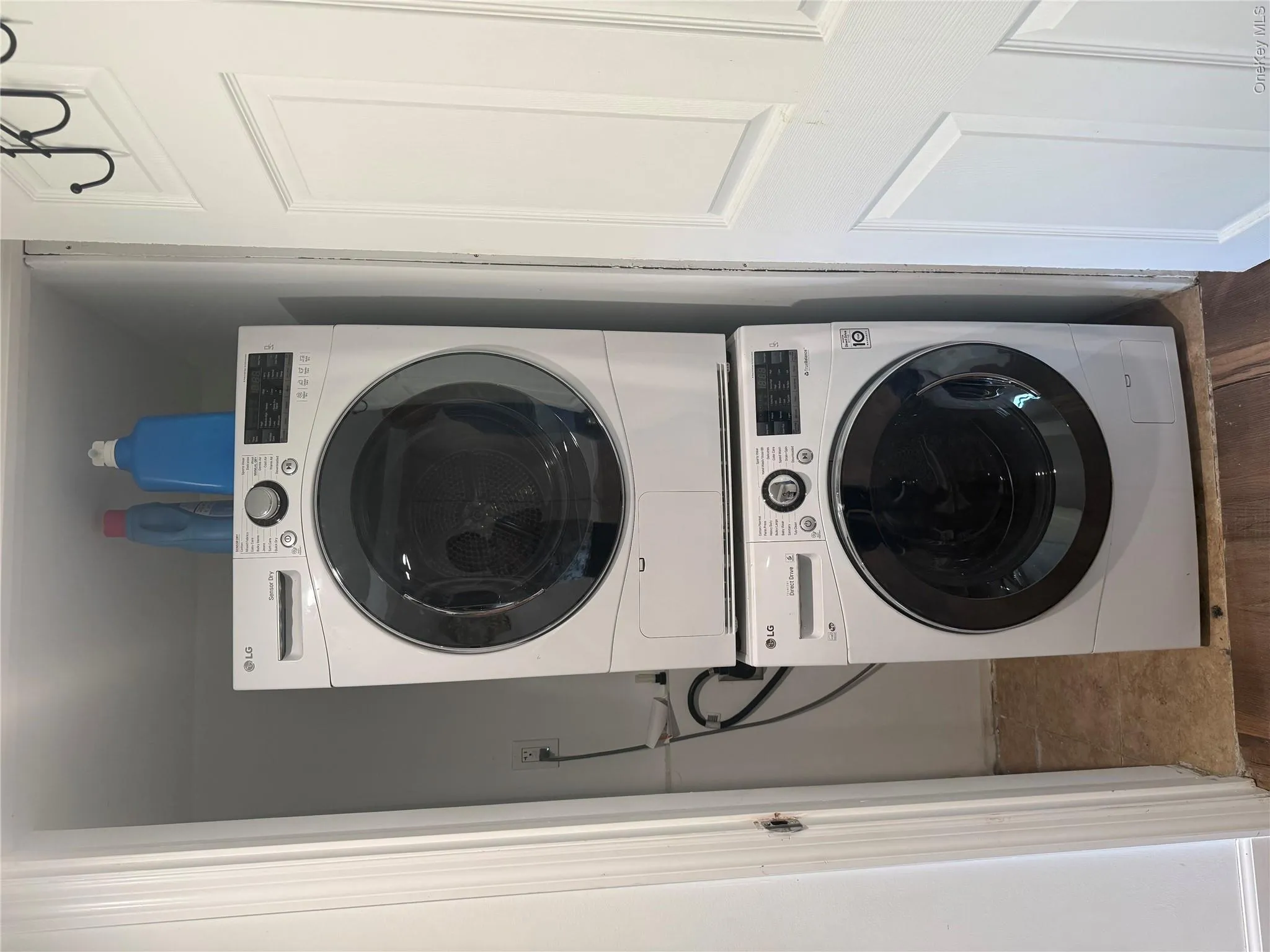 Washer and Dryer Washer and Dryer
