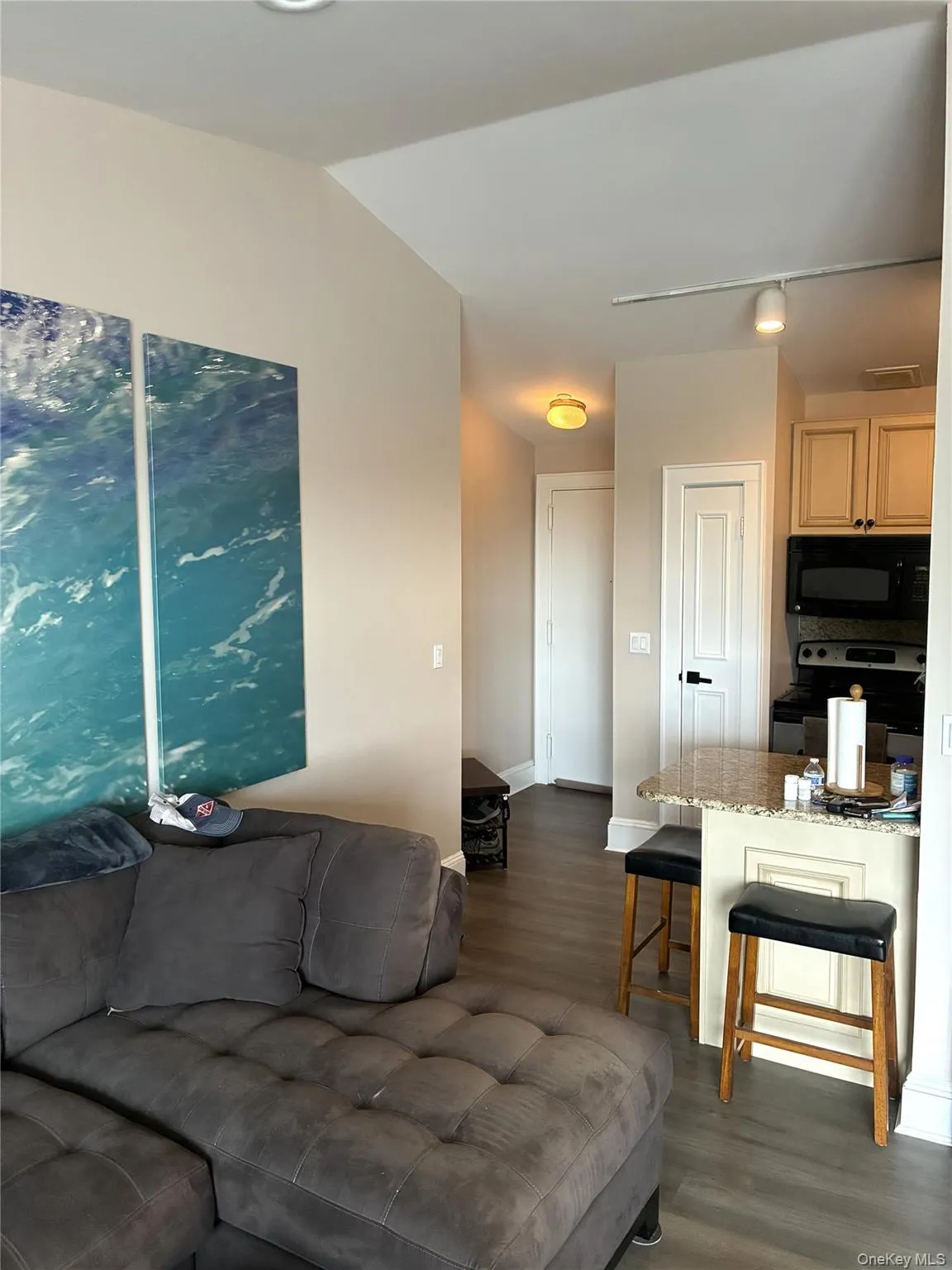 185 Park Avenue, Long Beach, NY, 2 Bedrooms Bedrooms, 4 Rooms Rooms,2 BathroomsBathrooms,Residential,For Rent,Park,0,1054154 185 Park Avenue, Long Beach, NY, 2 Bedrooms Bedrooms, 4 Rooms Rooms,2 BathroomsBathrooms,Residential,For Rent,Park,0,1054154
