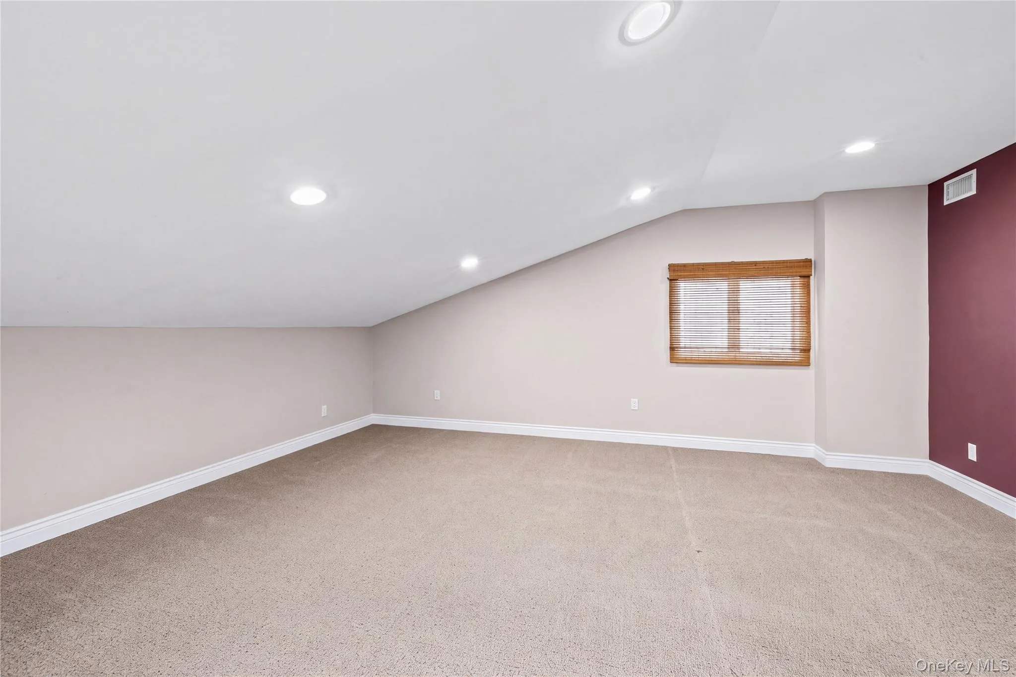 2056 Ellen Drive, Hempstead, NY, 4 Bedrooms Bedrooms, 9 Rooms Rooms,2 BathroomsBathrooms,Residential,For Rent,Ellen,0,1054158 2056 Ellen Drive, Hempstead, NY, 4 Bedrooms Bedrooms, 9 Rooms Rooms,2 BathroomsBathrooms,Residential,For Rent,Ellen,0,1054158