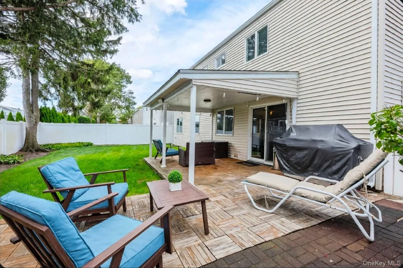 2056 Ellen Drive, Hempstead, NY, 4 Bedrooms Bedrooms, 9 Rooms Rooms,2 BathroomsBathrooms,Residential,For Rent,Ellen,0,1054158 2056 Ellen Drive, Hempstead, NY, 4 Bedrooms Bedrooms, 9 Rooms Rooms,2 BathroomsBathrooms,Residential,For Rent,Ellen,0,1054158