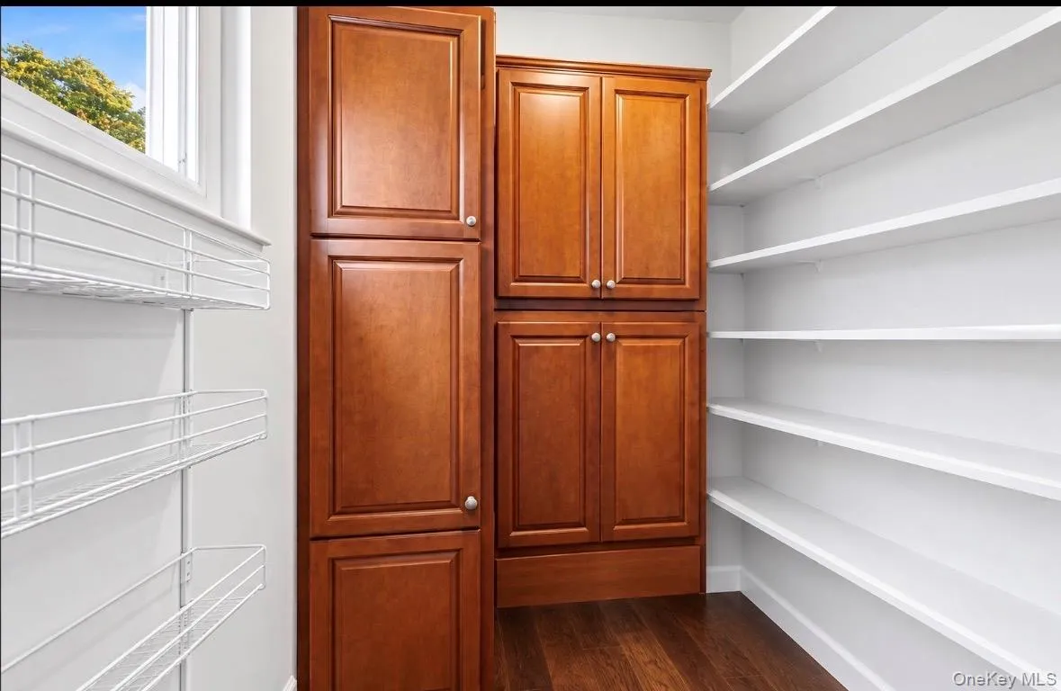 2056 Ellen Drive, Hempstead, NY, 4 Bedrooms Bedrooms, 9 Rooms Rooms,2 BathroomsBathrooms,Residential,For Rent,Ellen,0,1054158 2056 Ellen Drive, Hempstead, NY, 4 Bedrooms Bedrooms, 9 Rooms Rooms,2 BathroomsBathrooms,Residential,For Rent,Ellen,0,1054158