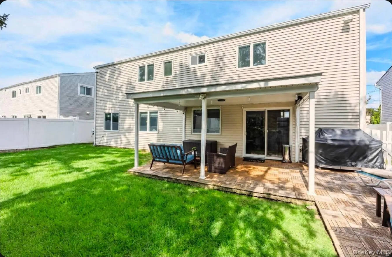 2056 Ellen Drive, Hempstead, NY, 4 Bedrooms Bedrooms, 9 Rooms Rooms,2 BathroomsBathrooms,Residential,For Rent,Ellen,0,1054158 2056 Ellen Drive, Hempstead, NY, 4 Bedrooms Bedrooms, 9 Rooms Rooms,2 BathroomsBathrooms,Residential,For Rent,Ellen,0,1054158