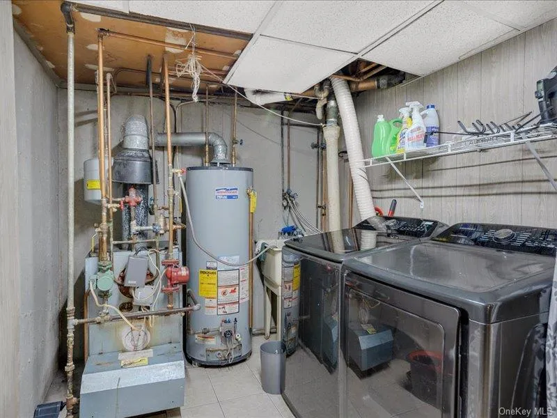 270 Browns Road, Smithtown, NY, 3 Bedrooms Bedrooms, 6 Rooms Rooms,1 BathroomBathrooms,Residential,For Rent,Browns,0,1054159 270 Browns Road, Smithtown, NY, 3 Bedrooms Bedrooms, 6 Rooms Rooms,1 BathroomBathrooms,Residential,For Rent,Browns,0,1054159