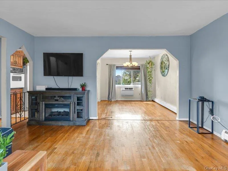 270 Browns Road, Smithtown, NY, 3 Bedrooms Bedrooms, 6 Rooms Rooms,1 BathroomBathrooms,Residential,For Rent,Browns,0,1054159 270 Browns Road, Smithtown, NY, 3 Bedrooms Bedrooms, 6 Rooms Rooms,1 BathroomBathrooms,Residential,For Rent,Browns,0,1054159