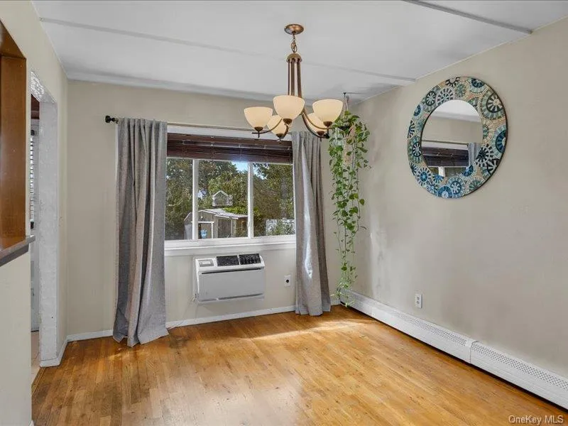 270 Browns Road, Smithtown, NY, 3 Bedrooms Bedrooms, 6 Rooms Rooms,1 BathroomBathrooms,Residential,For Rent,Browns,0,1054159 270 Browns Road, Smithtown, NY, 3 Bedrooms Bedrooms, 6 Rooms Rooms,1 BathroomBathrooms,Residential,For Rent,Browns,0,1054159