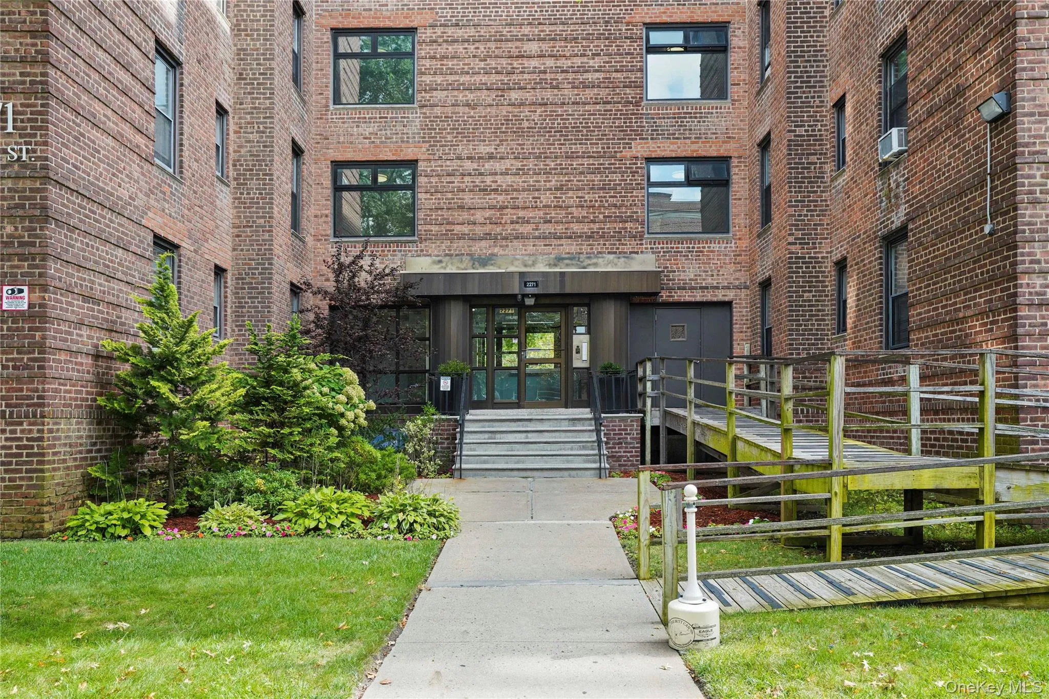 2271 Knapp Street, New York, NY, 2 Bedrooms Bedrooms, 4 Rooms Rooms,1 BathroomBathrooms,Residential,For Rent,Knapp,0,1054160 2271 Knapp Street, New York, NY, 2 Bedrooms Bedrooms, 4 Rooms Rooms,1 BathroomBathrooms,Residential,For Rent,Knapp,0,1054160