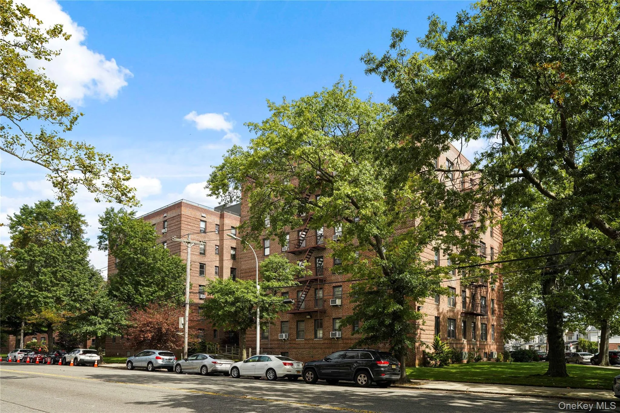 2271 Knapp Street, New York, NY, 2 Bedrooms Bedrooms, 4 Rooms Rooms,1 BathroomBathrooms,Residential,For Rent,Knapp,0,1054160 2271 Knapp Street, New York, NY, 2 Bedrooms Bedrooms, 4 Rooms Rooms,1 BathroomBathrooms,Residential,For Rent,Knapp,0,1054160