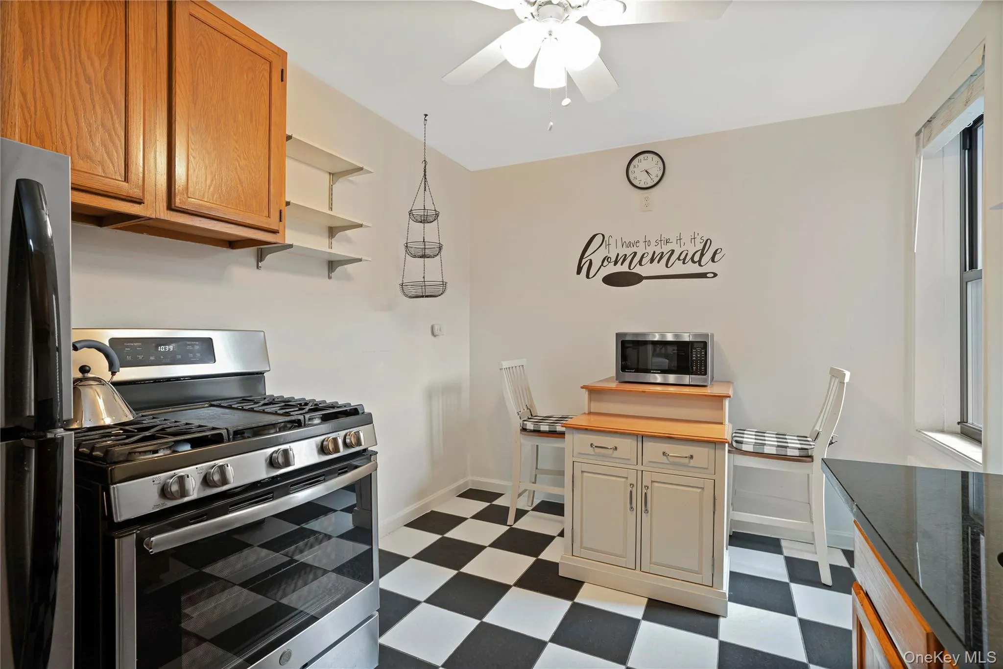 2271 Knapp Street, New York, NY, 2 Bedrooms Bedrooms, 4 Rooms Rooms,1 BathroomBathrooms,Residential,For Rent,Knapp,0,1054160 2271 Knapp Street, New York, NY, 2 Bedrooms Bedrooms, 4 Rooms Rooms,1 BathroomBathrooms,Residential,For Rent,Knapp,0,1054160