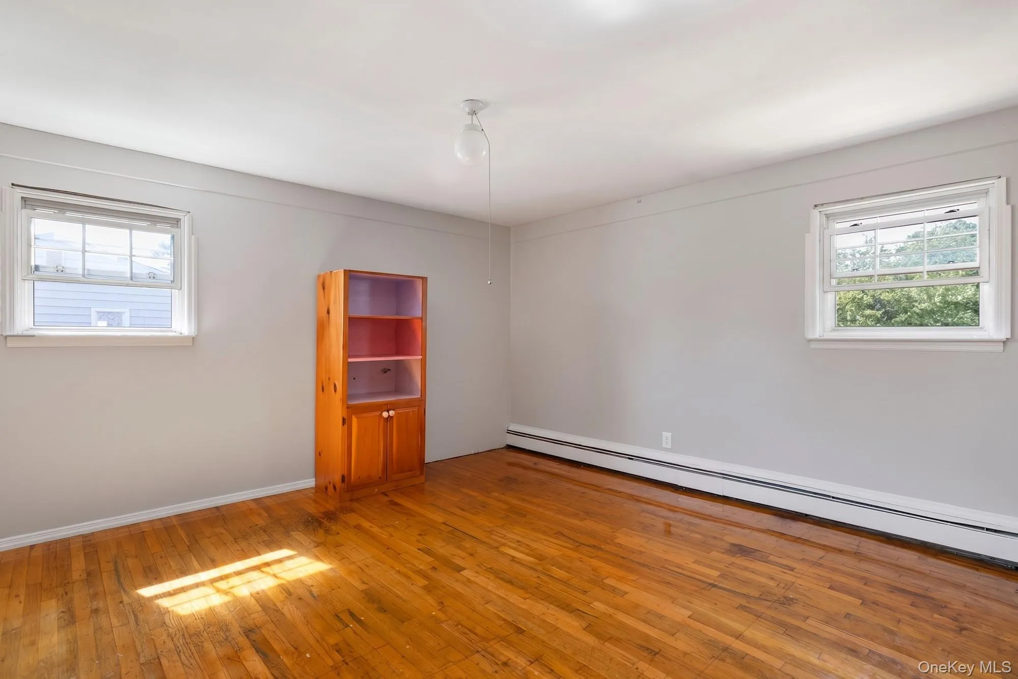 42 Ludlow Way, Islip, NY, 5 Bedrooms Bedrooms, 14 Rooms Rooms,2 BathroomsBathrooms,Residential,For Rent,Ludlow,0,1054172 42 Ludlow Way, Islip, NY, 5 Bedrooms Bedrooms, 14 Rooms Rooms,2 BathroomsBathrooms,Residential,For Rent,Ludlow,0,1054172