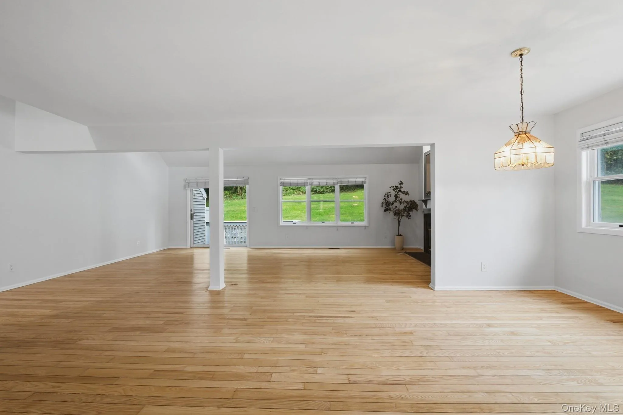 1452 Iroquois Street, Yorktown, NY, 2 Bedrooms Bedrooms, 8 Rooms Rooms,2 BathroomsBathrooms,Residential,For Rent,Iroquois,0,1054173 1452 Iroquois Street, Yorktown, NY, 2 Bedrooms Bedrooms, 8 Rooms Rooms,2 BathroomsBathrooms,Residential,For Rent,Iroquois,0,1054173