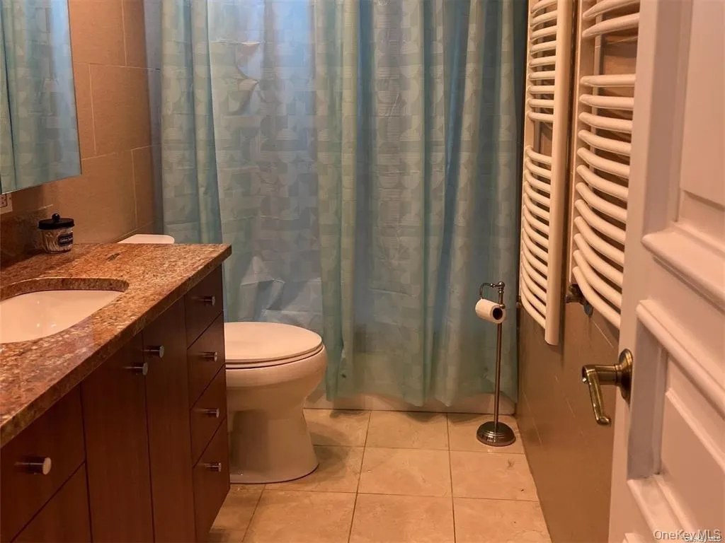 548 Strong Avenue, Babylon, NY, 2 Bedrooms Bedrooms, 4 Rooms Rooms,2 BathroomsBathrooms,Residential Lease,For Rent,Strong,0,1054178 548 Strong Avenue, Babylon, NY, 2 Bedrooms Bedrooms, 4 Rooms Rooms,2 BathroomsBathrooms,Residential Lease,For Rent,Strong,0,1054178