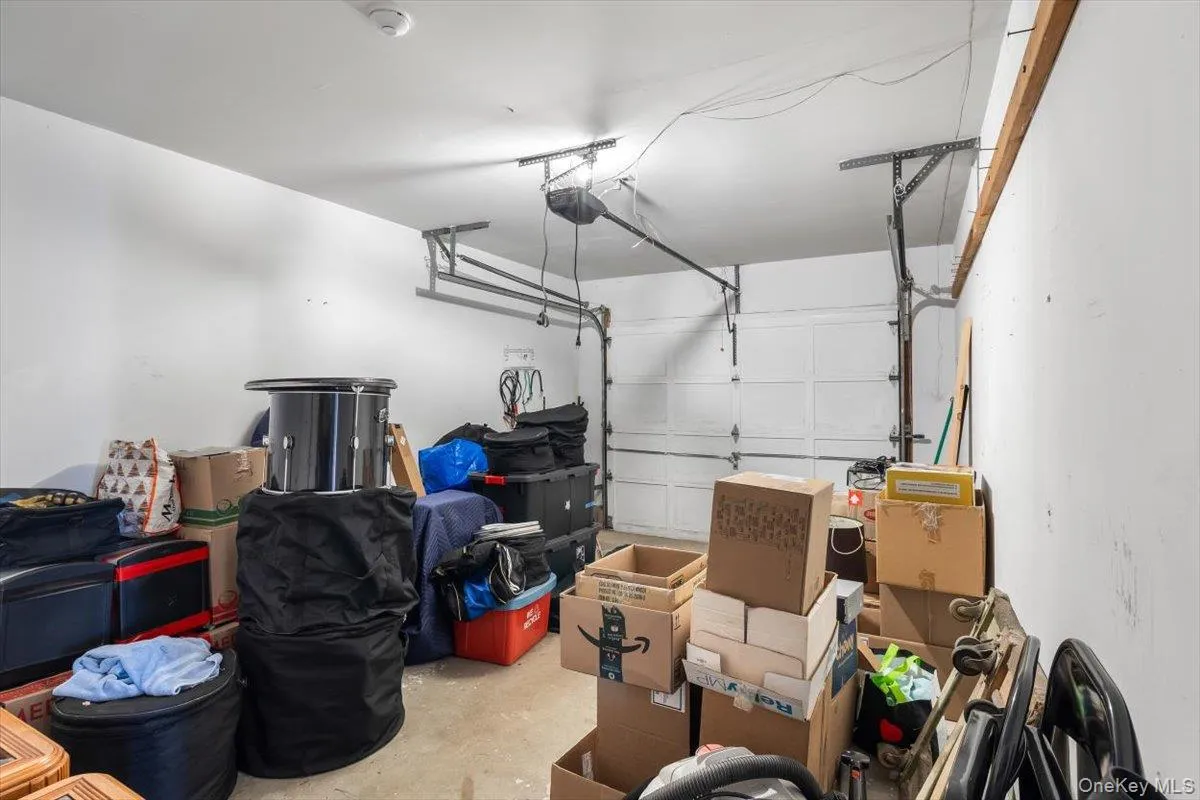 55 Standish Drive, Brookhaven, NY, 2 Bedrooms Bedrooms, 6 Rooms Rooms,2 BathroomsBathrooms,Residential,For Rent,Standish,0,1054180 55 Standish Drive, Brookhaven, NY, 2 Bedrooms Bedrooms, 6 Rooms Rooms,2 BathroomsBathrooms,Residential,For Rent,Standish,0,1054180