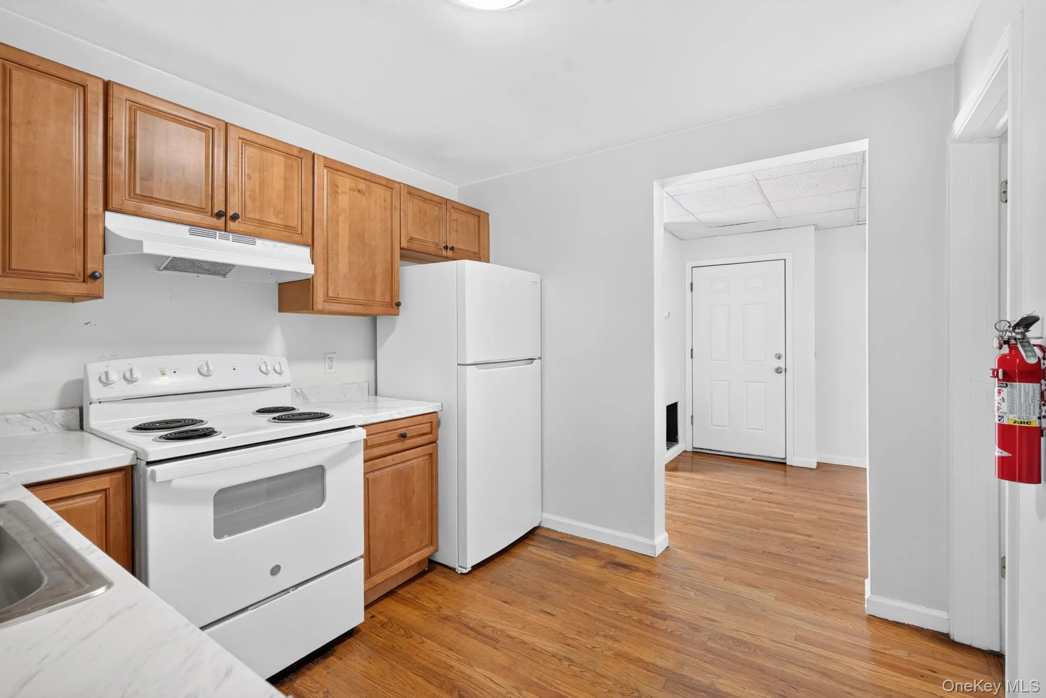 54 Gifford Avenue, Poughkeepsie, NY, 2 Bedrooms Bedrooms, 5 Rooms Rooms,1 BathroomBathrooms,Residential Lease,For Rent,Gifford,0,1054187 54 Gifford Avenue, Poughkeepsie, NY, 2 Bedrooms Bedrooms, 5 Rooms Rooms,1 BathroomBathrooms,Residential Lease,For Rent,Gifford,0,1054187