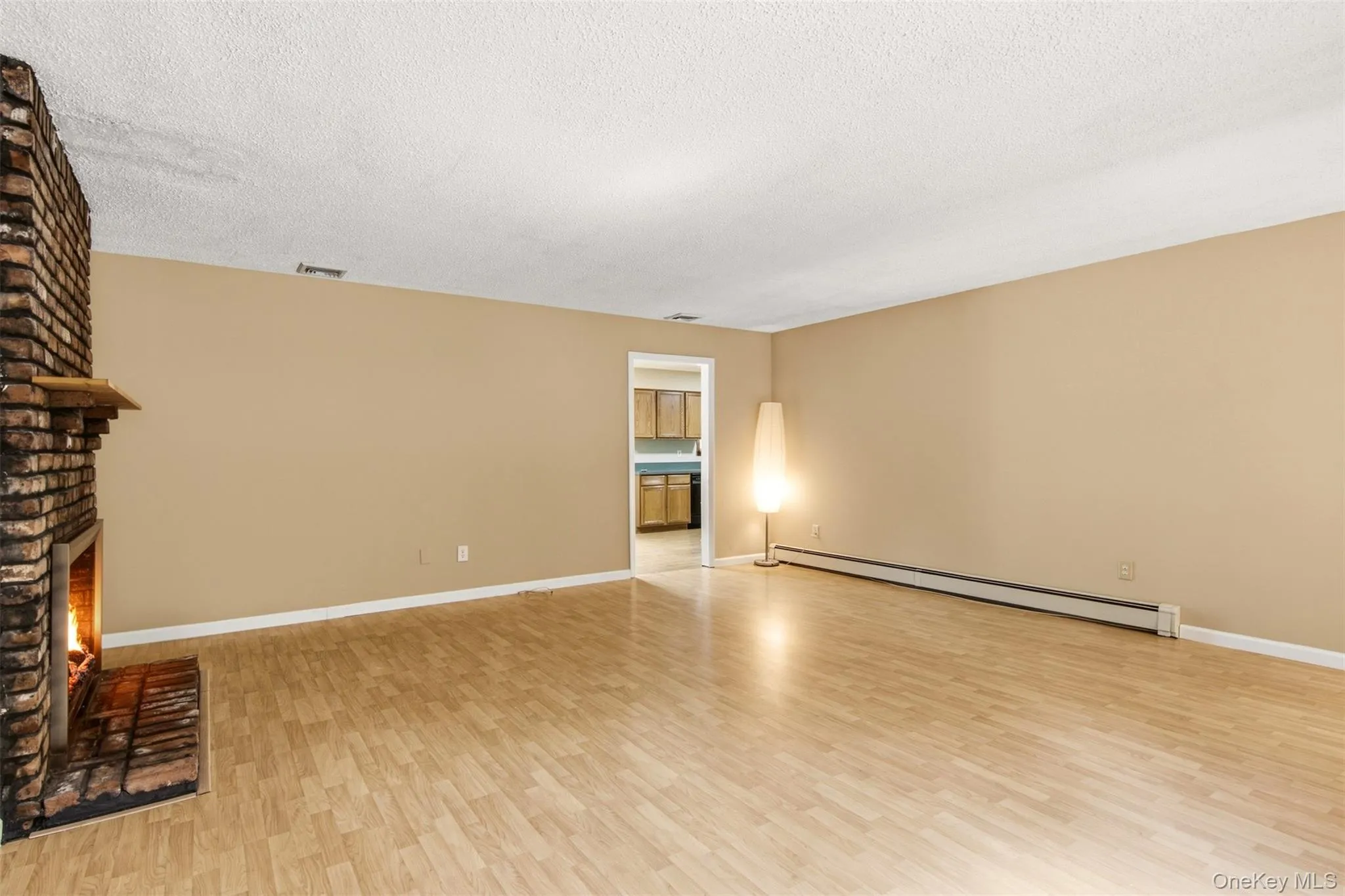 1726 Wad Riv Mnrvl Road, Riverhead, NY, 3 Bedrooms Bedrooms, 6 Rooms Rooms,1 BathroomBathrooms,Residential,For Rent,Wad Riv Mnrvl,0,1054190 1726 Wad Riv Mnrvl Road, Riverhead, NY, 3 Bedrooms Bedrooms, 6 Rooms Rooms,1 BathroomBathrooms,Residential,For Rent,Wad Riv Mnrvl,0,1054190