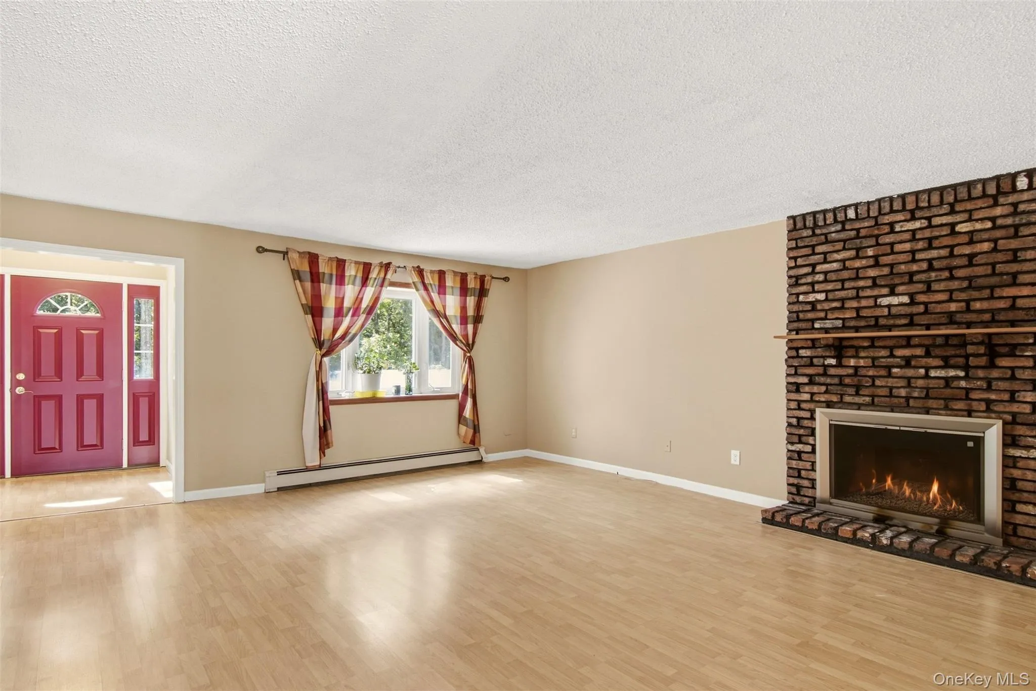 1726 Wad Riv Mnrvl Road, Riverhead, NY, 3 Bedrooms Bedrooms, 6 Rooms Rooms,1 BathroomBathrooms,Residential,For Rent,Wad Riv Mnrvl,0,1054190 1726 Wad Riv Mnrvl Road, Riverhead, NY, 3 Bedrooms Bedrooms, 6 Rooms Rooms,1 BathroomBathrooms,Residential,For Rent,Wad Riv Mnrvl,0,1054190