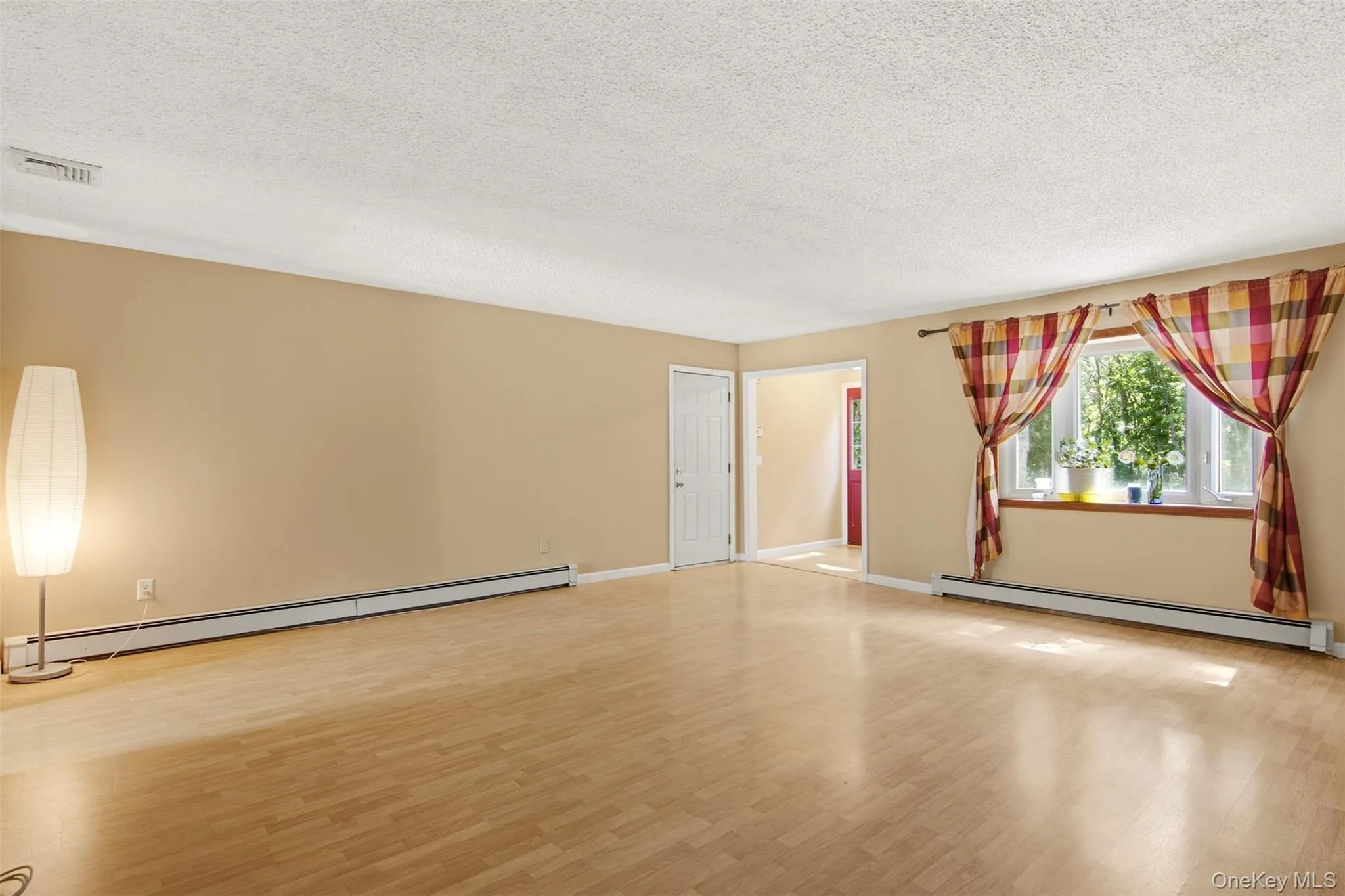 1726 Wad Riv Mnrvl Road, Riverhead, NY, 3 Bedrooms Bedrooms, 6 Rooms Rooms,1 BathroomBathrooms,Residential,For Rent,Wad Riv Mnrvl,0,1054190 1726 Wad Riv Mnrvl Road, Riverhead, NY, 3 Bedrooms Bedrooms, 6 Rooms Rooms,1 BathroomBathrooms,Residential,For Rent,Wad Riv Mnrvl,0,1054190
