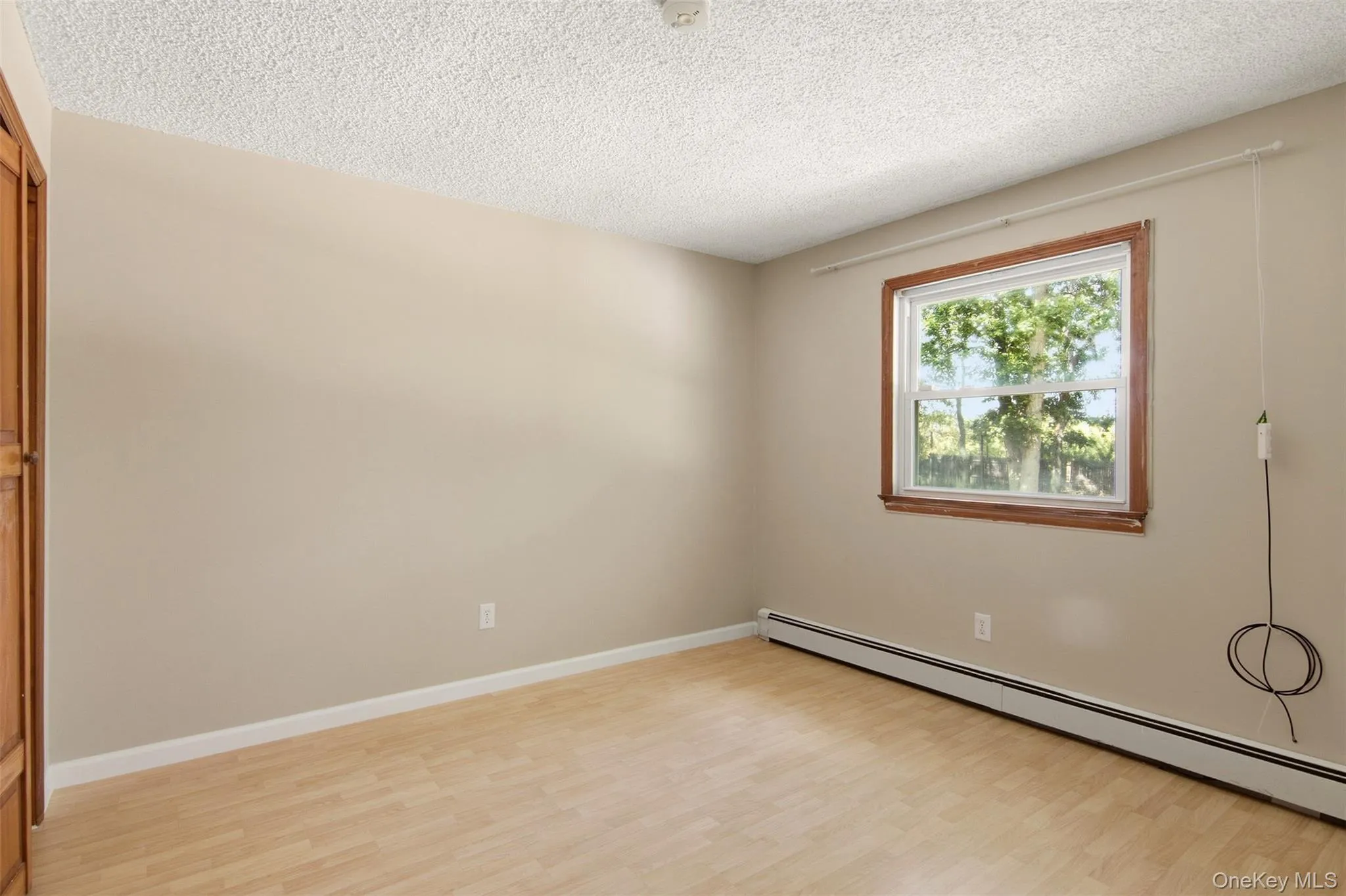 1726 Wad Riv Mnrvl Road, Riverhead, NY, 3 Bedrooms Bedrooms, 6 Rooms Rooms,1 BathroomBathrooms,Residential,For Rent,Wad Riv Mnrvl,0,1054190 1726 Wad Riv Mnrvl Road, Riverhead, NY, 3 Bedrooms Bedrooms, 6 Rooms Rooms,1 BathroomBathrooms,Residential,For Rent,Wad Riv Mnrvl,0,1054190