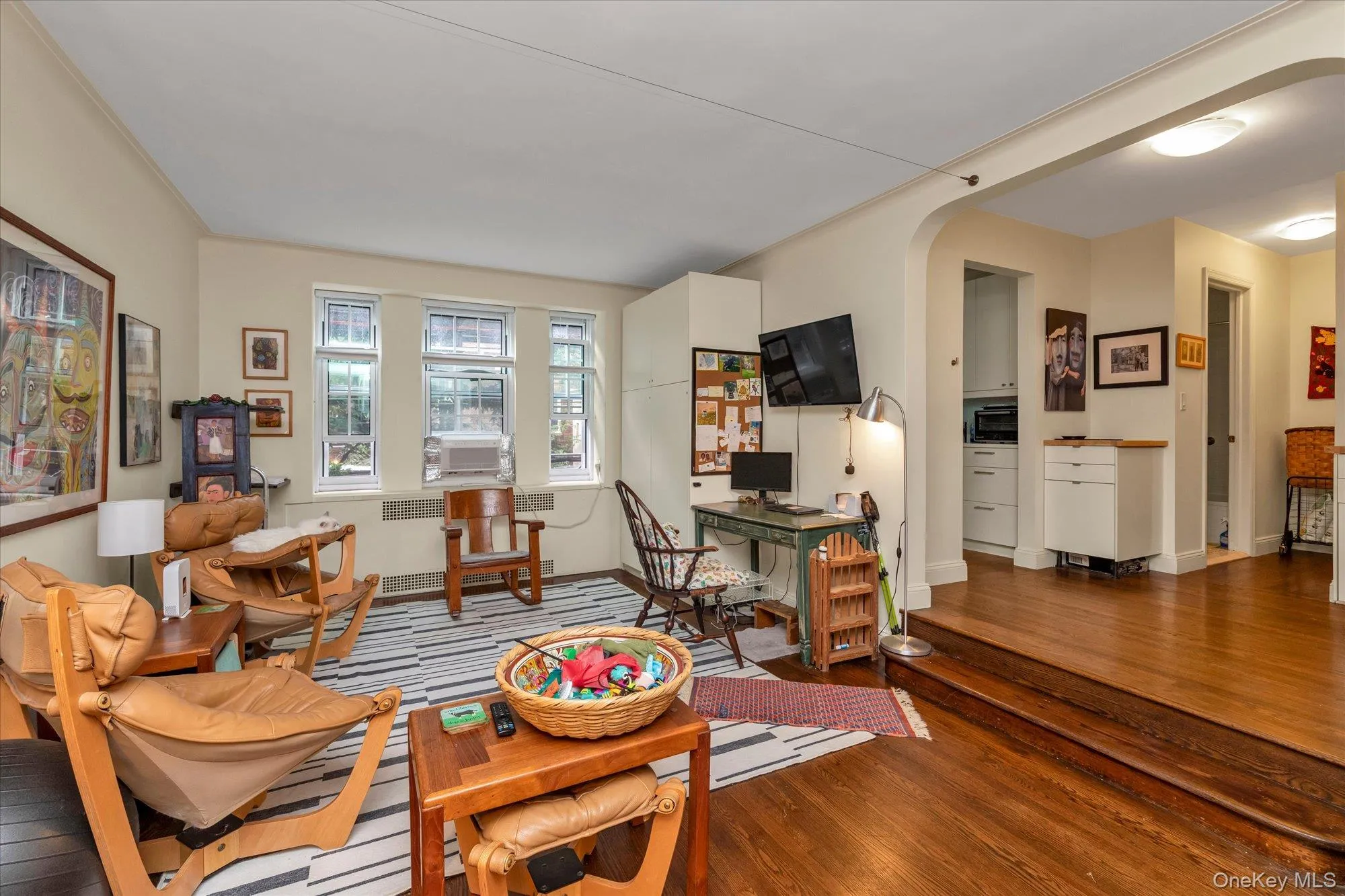 3525 77th Street, New York, NY, 2 Rooms Rooms,1 BathroomBathrooms,Residential,For Rent,77th,0,1054202 3525 77th Street, New York, NY, 2 Rooms Rooms,1 BathroomBathrooms,Residential,For Rent,77th,0,1054202
