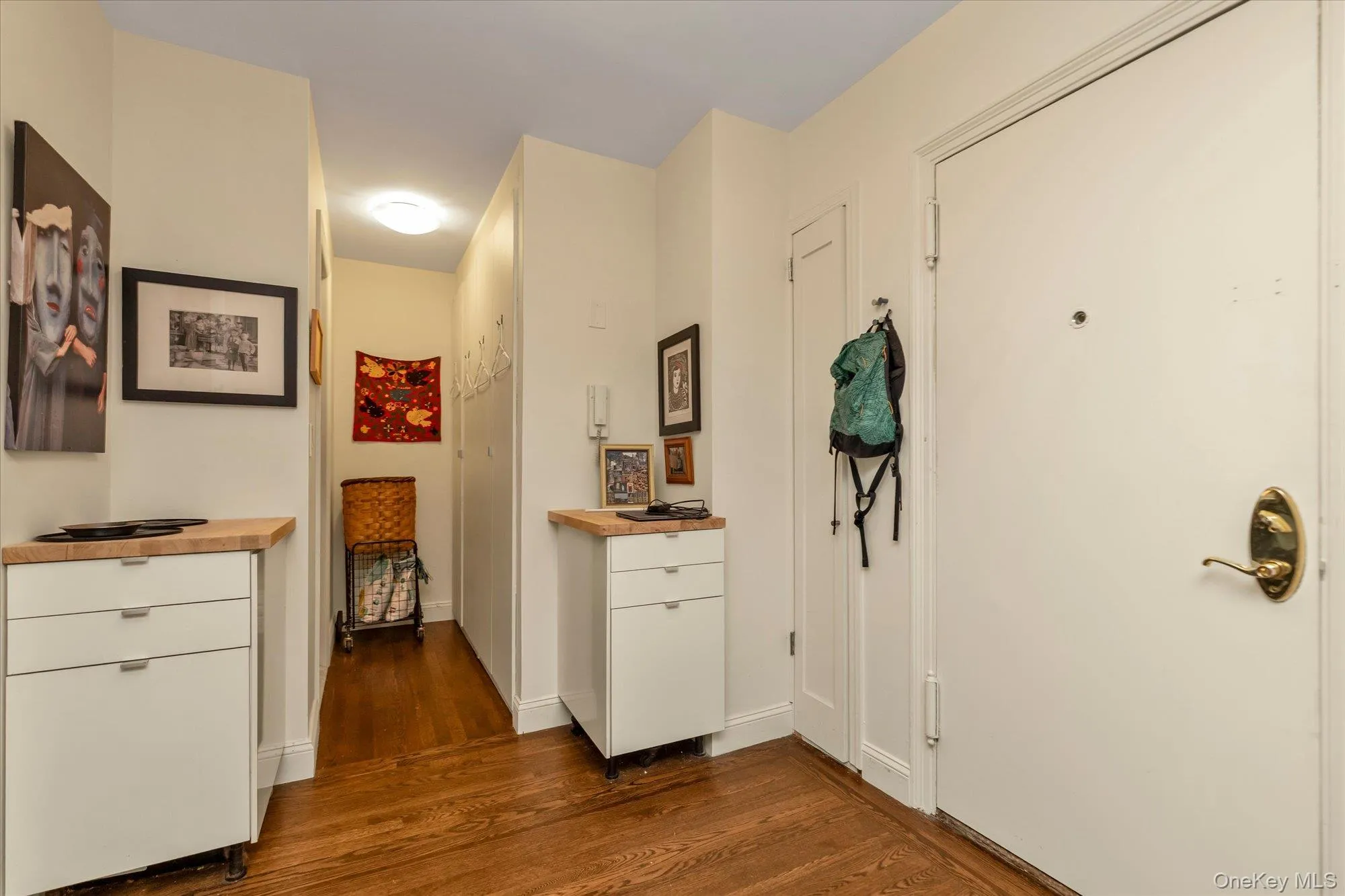 3525 77th Street, New York, NY, 2 Rooms Rooms,1 BathroomBathrooms,Residential,For Rent,77th,0,1054202 3525 77th Street, New York, NY, 2 Rooms Rooms,1 BathroomBathrooms,Residential,For Rent,77th,0,1054202