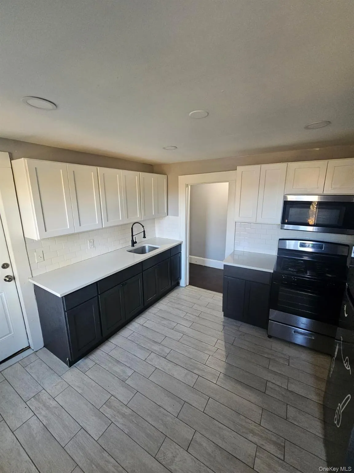 716 Homestead Avenue, Montgomery, NY, 3 Bedrooms Bedrooms, 6 Rooms Rooms,1 BathroomBathrooms,Residential Lease,For Rent,Homestead,0,1054206 716 Homestead Avenue, Montgomery, NY, 3 Bedrooms Bedrooms, 6 Rooms Rooms,1 BathroomBathrooms,Residential Lease,For Rent,Homestead,0,1054206