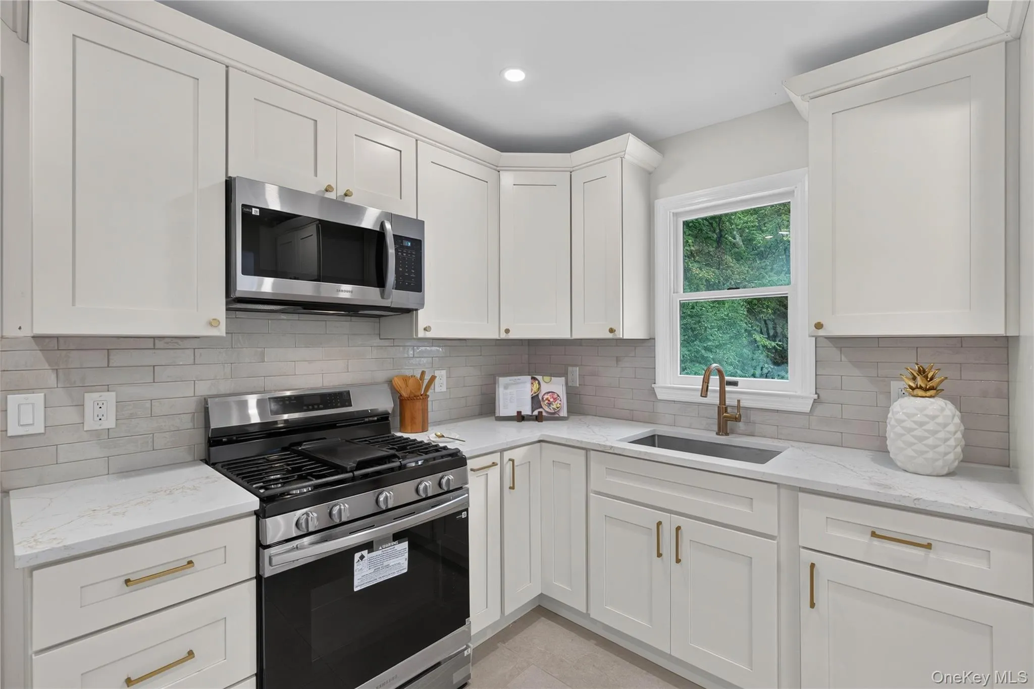 412 Angola Road, Cornwall, NY, 2 Bedrooms Bedrooms, 6 Rooms Rooms,1 BathroomBathrooms,Residential,For Rent,Angola,0,1054209 412 Angola Road, Cornwall, NY, 2 Bedrooms Bedrooms, 6 Rooms Rooms,1 BathroomBathrooms,Residential,For Rent,Angola,0,1054209