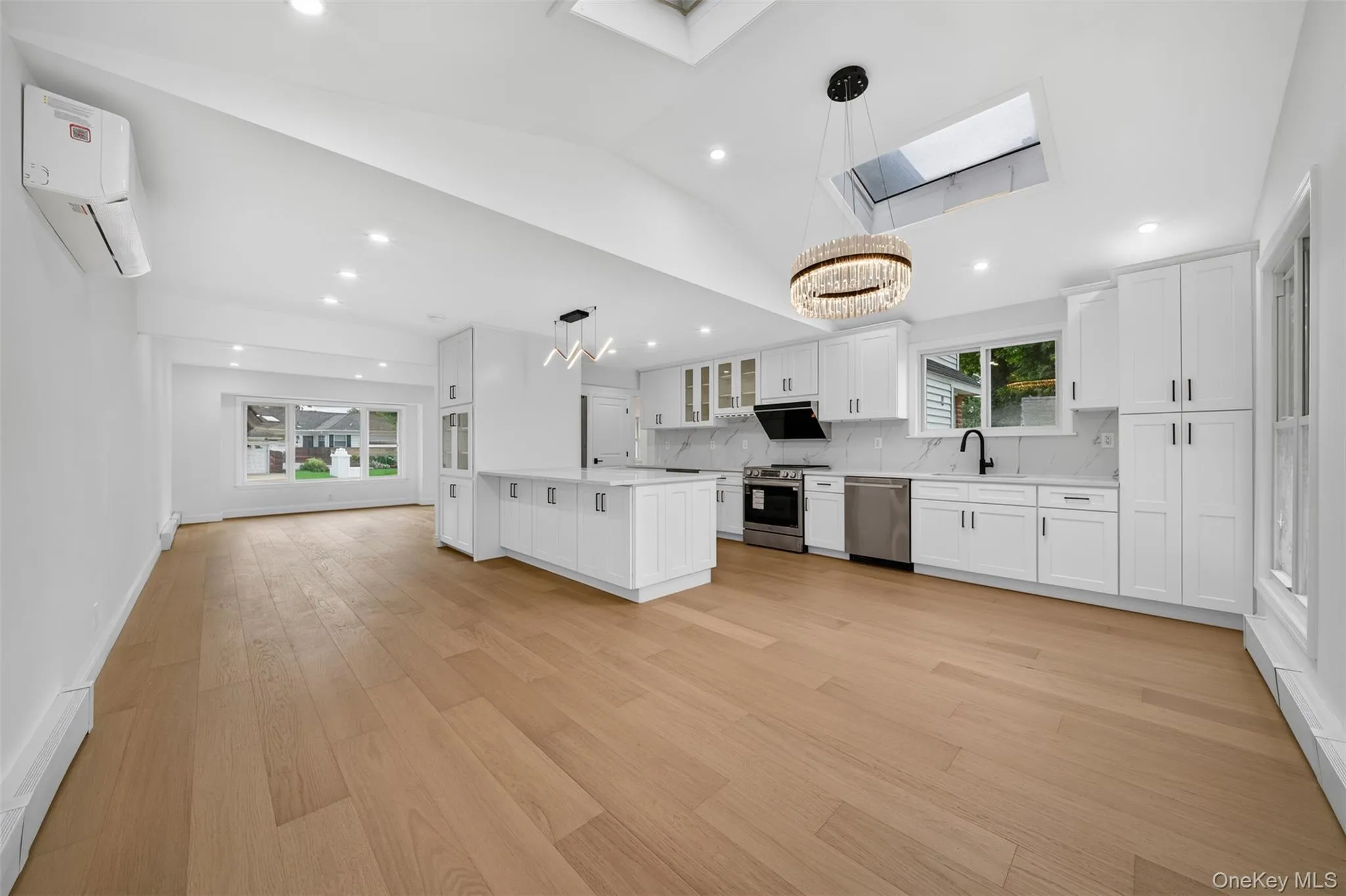 58 Willets Drive, Oyster Bay, NY, 4 Bedrooms Bedrooms, 12 Rooms Rooms,4 BathroomsBathrooms,Residential,For Rent,Willets,0,1054213 58 Willets Drive, Oyster Bay, NY, 4 Bedrooms Bedrooms, 12 Rooms Rooms,4 BathroomsBathrooms,Residential,For Rent,Willets,0,1054213