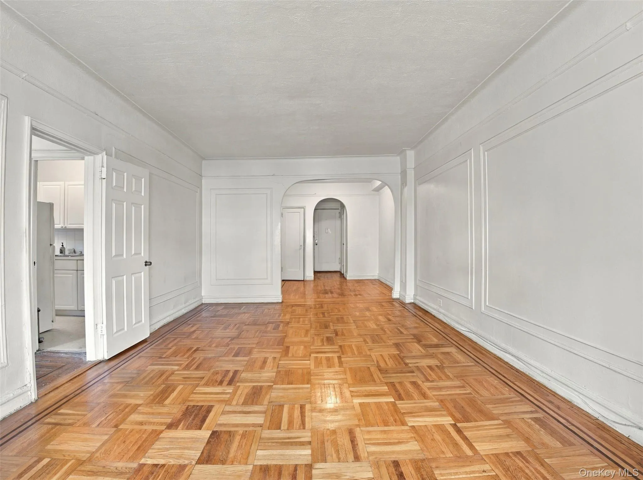 754 Brady Avenue, New York, NY, 2 Bedrooms Bedrooms, 5 Rooms Rooms,1 BathroomBathrooms,Residential,For Rent,Brady,0,1054217 754 Brady Avenue, New York, NY, 2 Bedrooms Bedrooms, 5 Rooms Rooms,1 BathroomBathrooms,Residential,For Rent,Brady,0,1054217