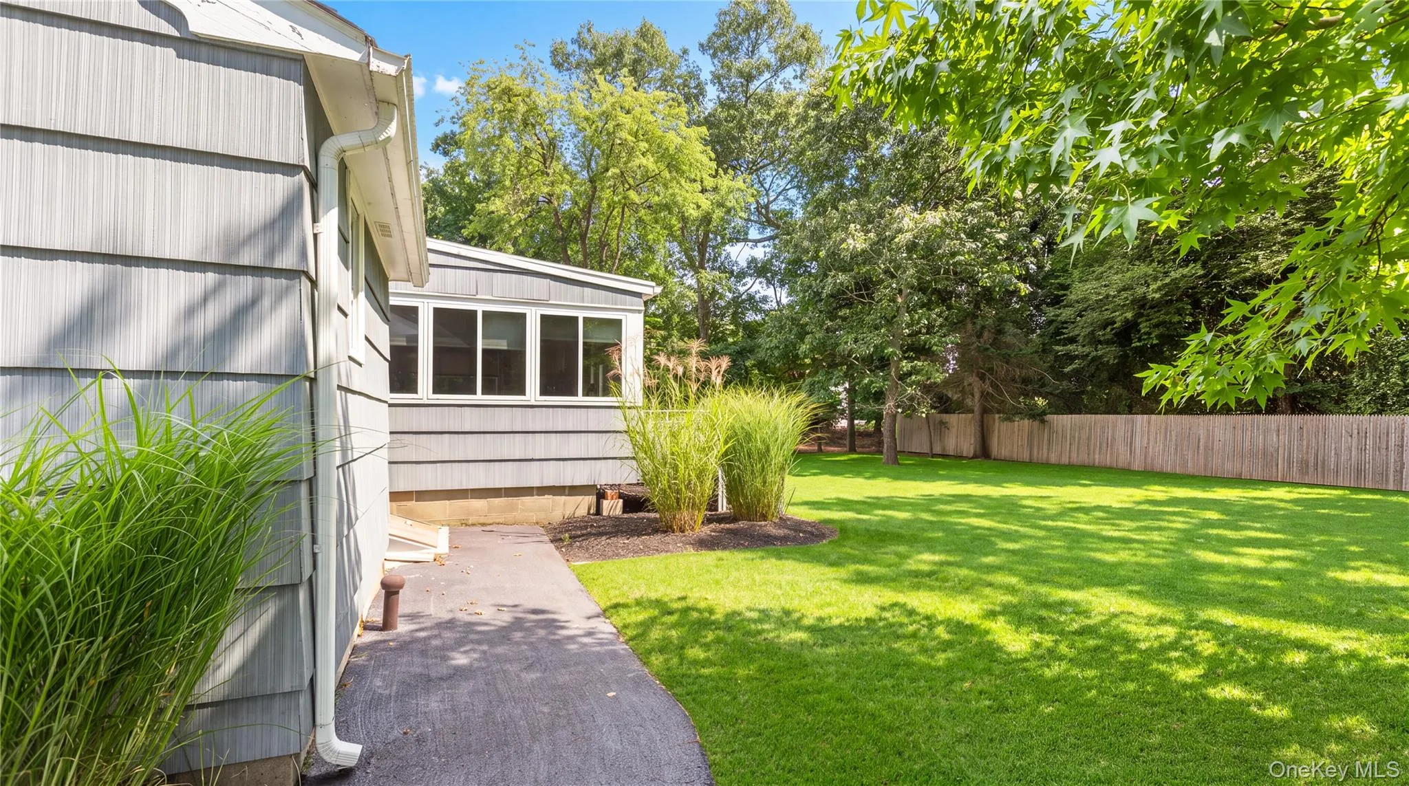 80 Evergreen Lane, Brookhaven, NY, 3 Bedrooms Bedrooms, 7 Rooms Rooms,2 BathroomsBathrooms,Residential,For Rent,Evergreen,0,1054225 80 Evergreen Lane, Brookhaven, NY, 3 Bedrooms Bedrooms, 7 Rooms Rooms,2 BathroomsBathrooms,Residential,For Rent,Evergreen,0,1054225
