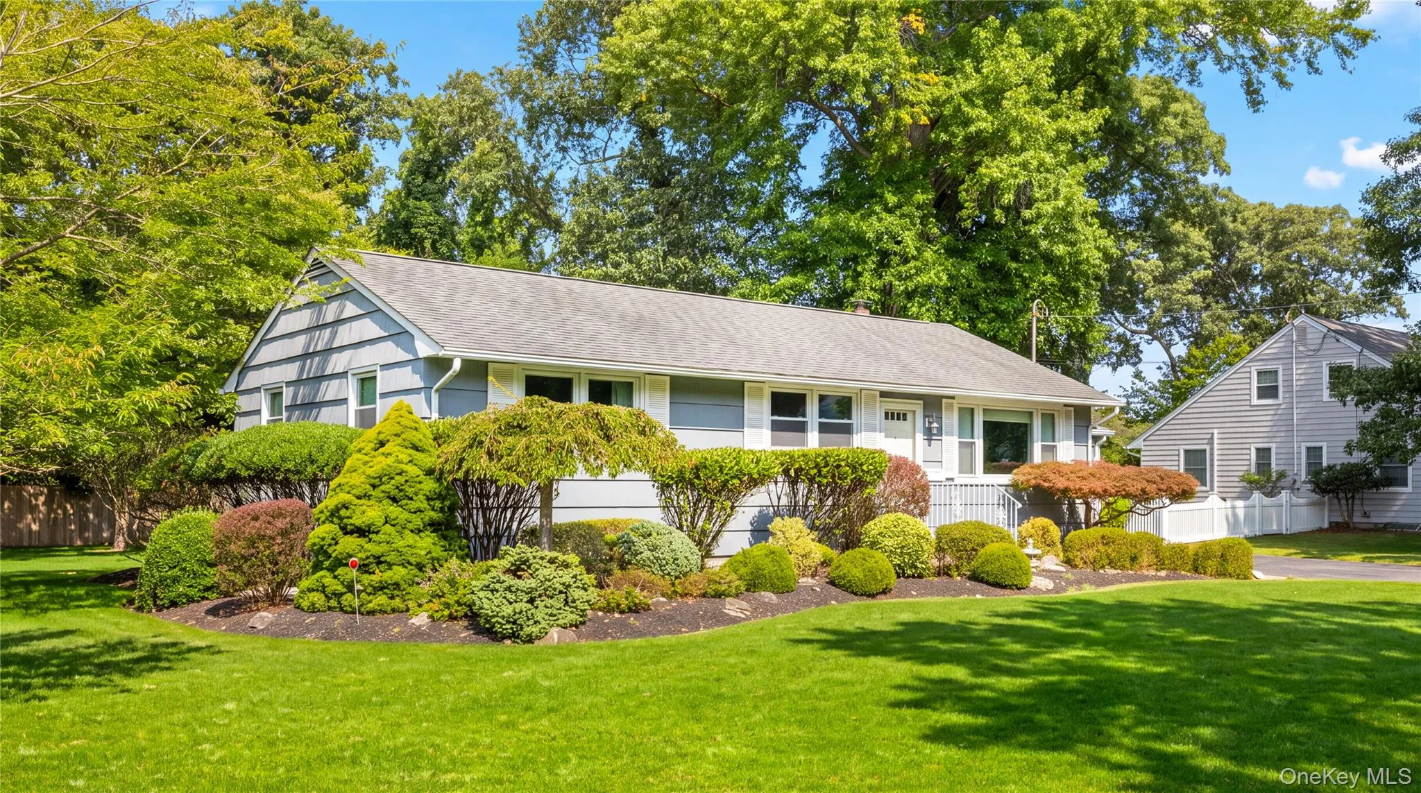 80 Evergreen Lane, Brookhaven, NY, 3 Bedrooms Bedrooms, 7 Rooms Rooms,2 BathroomsBathrooms,Residential,For Rent,Evergreen,0,1054225 80 Evergreen Lane, Brookhaven, NY, 3 Bedrooms Bedrooms, 7 Rooms Rooms,2 BathroomsBathrooms,Residential,For Rent,Evergreen,0,1054225