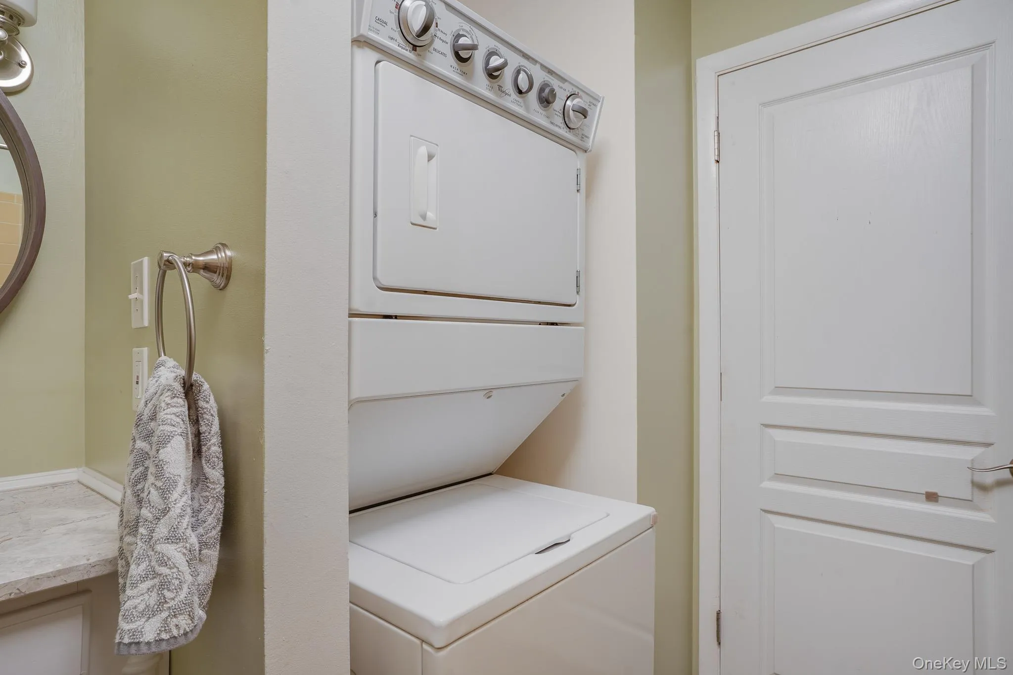 8 Ivy Court, Fishkill, NY, 1 Bedroom Bedrooms, 6 Rooms Rooms,1 BathroomBathrooms,Residential Lease,For Rent,Ivy,0,1054228 8 Ivy Court, Fishkill, NY, 1 Bedroom Bedrooms, 6 Rooms Rooms,1 BathroomBathrooms,Residential Lease,For Rent,Ivy,0,1054228